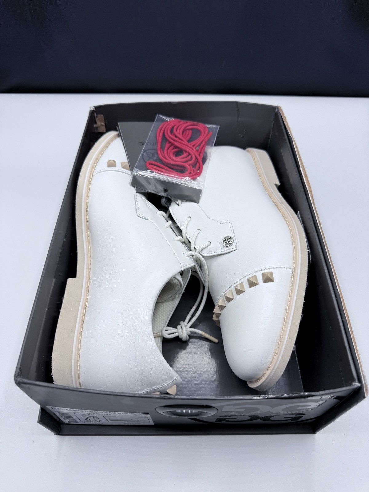 G/FORE G/FORE Women 7.5 Gallivanter Leather Golf Shoes GLF000003 Size US 7.5 / IT 37.5 - 2 Thumbnail