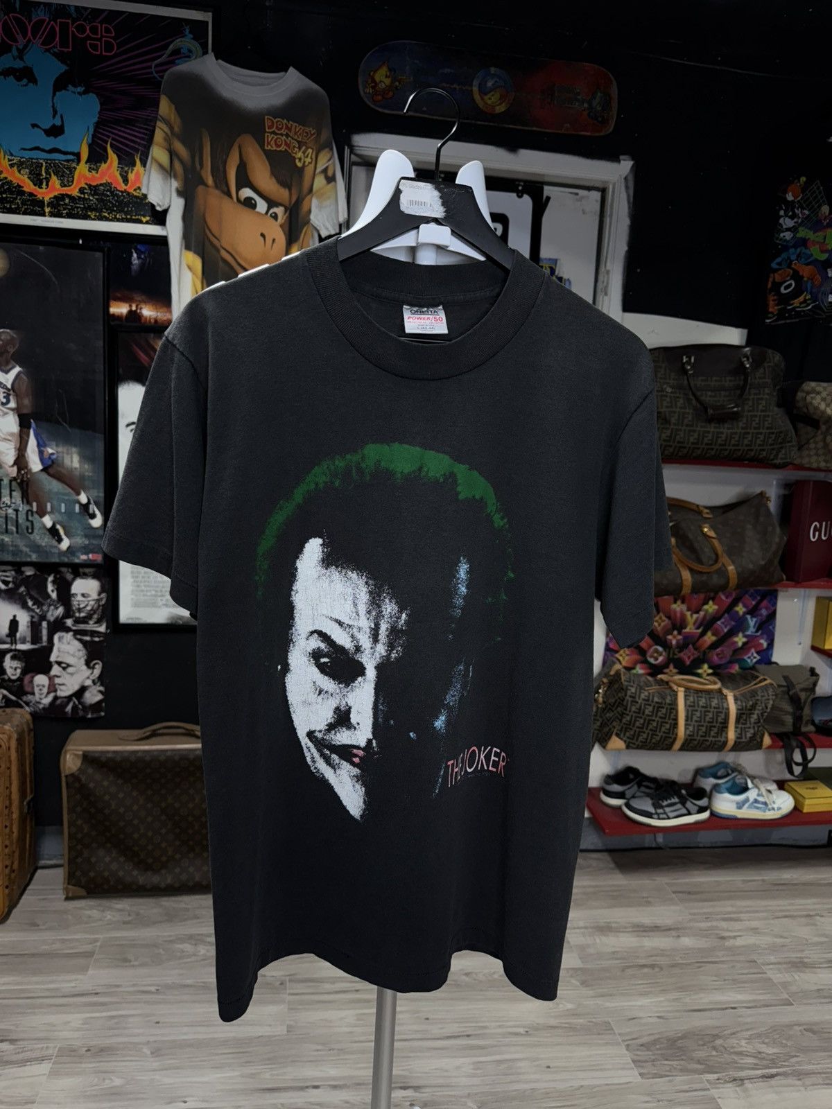 Vintage 1980’s Joker Jack Nicholson Batman Movie Shirt Medium Size US M / EU 48-50 / 2 - 1 Thumbnail