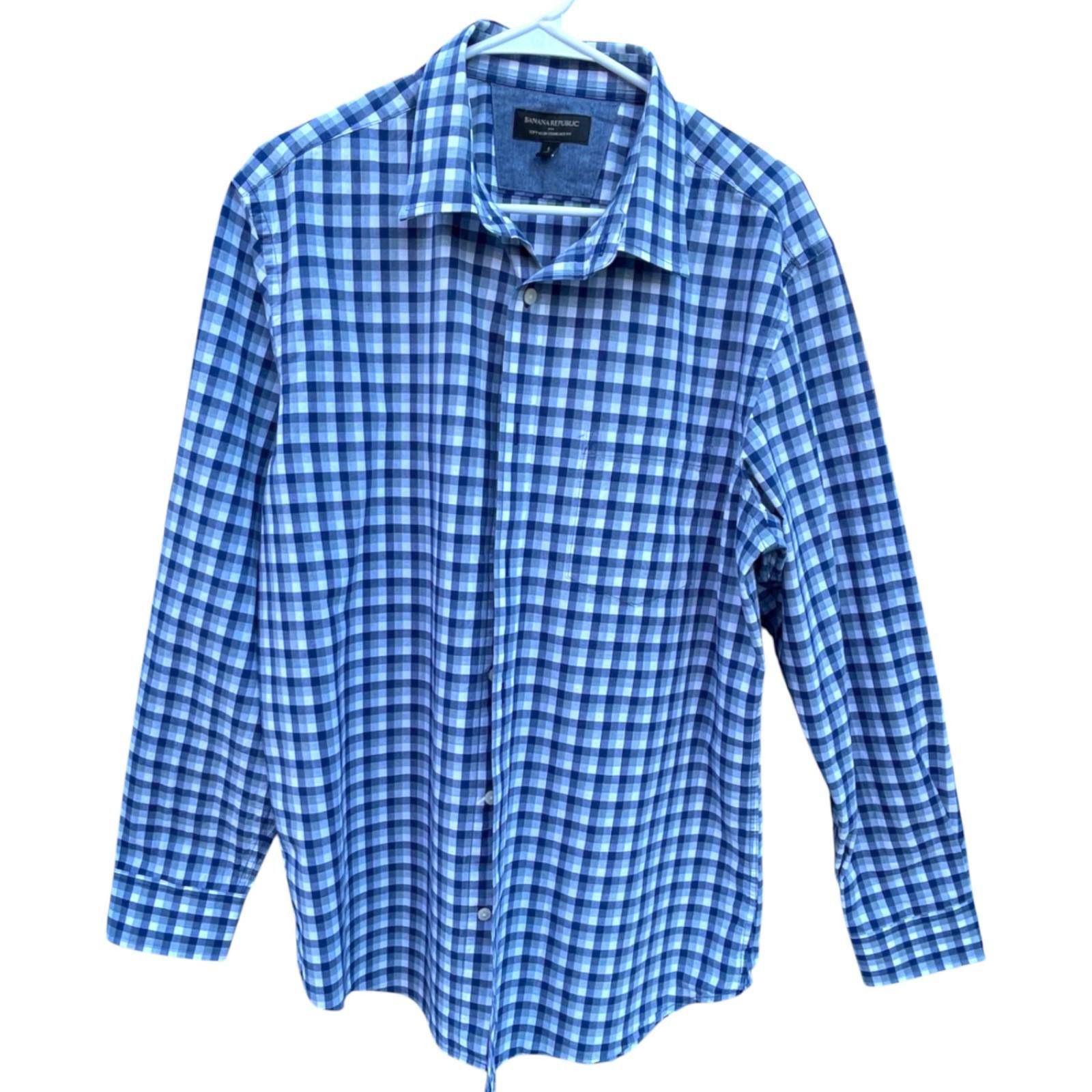 Banana Republic Banana Republic Men’s L Button Down Shirt Blue Soft-Wash Size US L / EU 52-54 / 3 - 4 Thumbnail