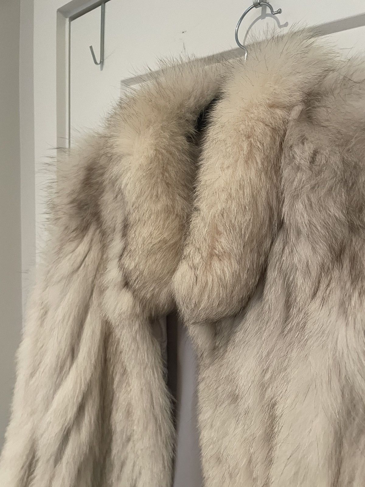 image of Vintage Fox Fur Coat in White, Women's