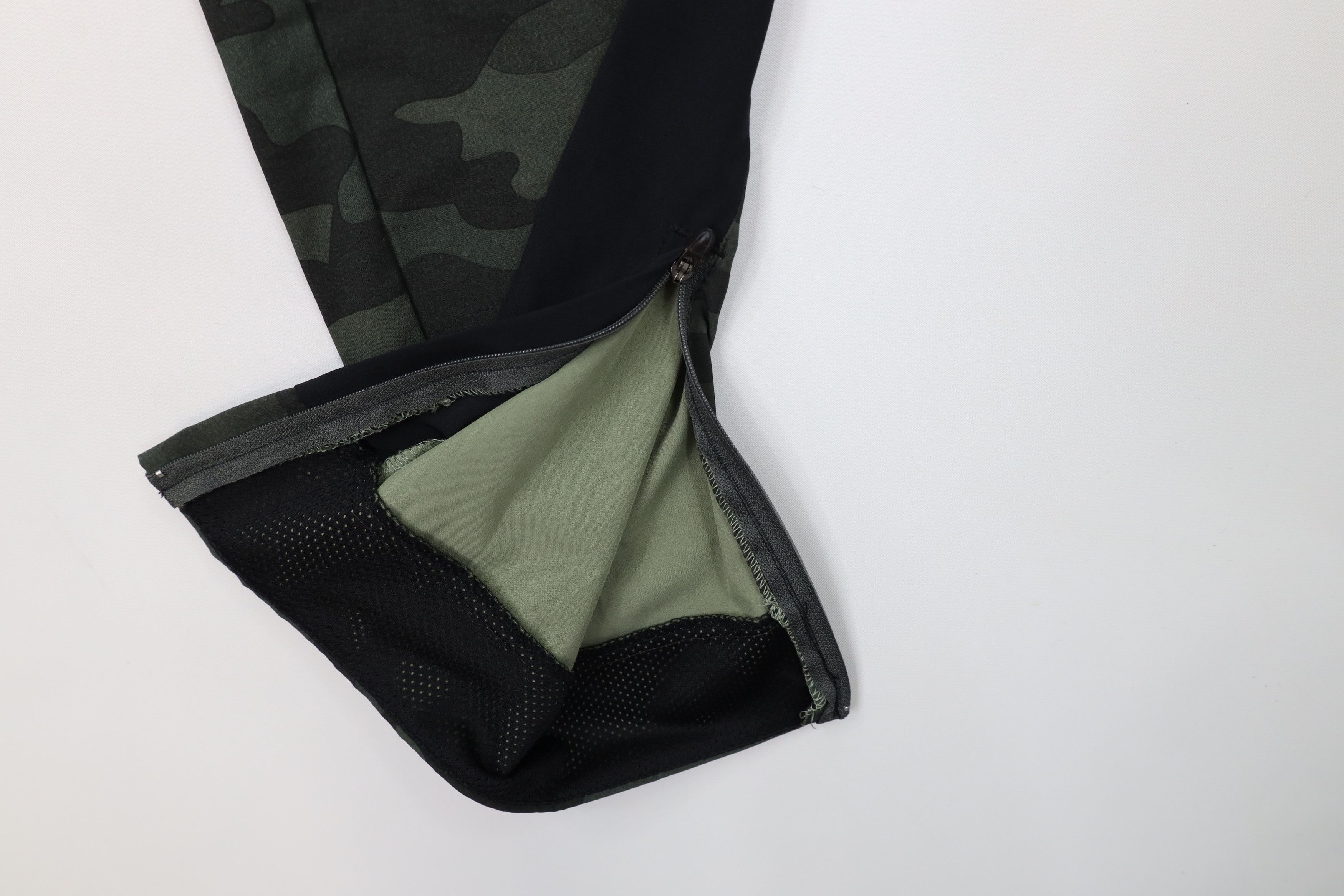 New Balance Vintage Y2K New Balance Stretch Tapered Leg Pants Camouflage Size US 36 / EU 52 - 5 Thumbnail