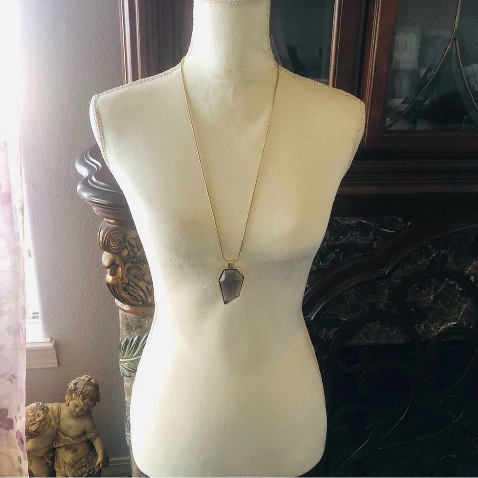 Jewelry Geometric faceted smoky topaz lucite pendant necklace Size ONE SIZE - 4 Thumbnail
