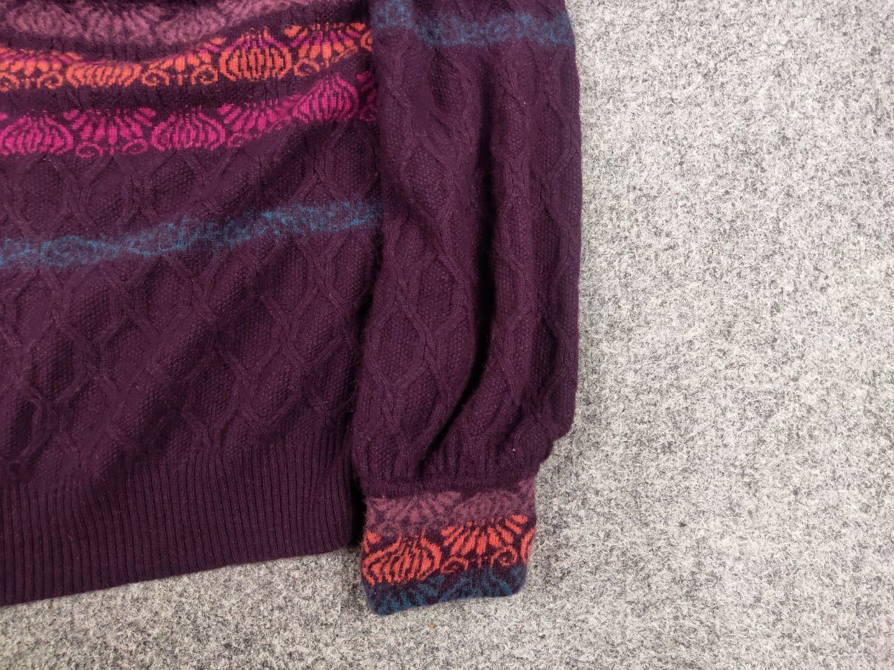 Japanese Brand Ivko Structure pullover pattern Wool blackberry Sweater Size L / US 10 / IT 46 - 10 Thumbnail