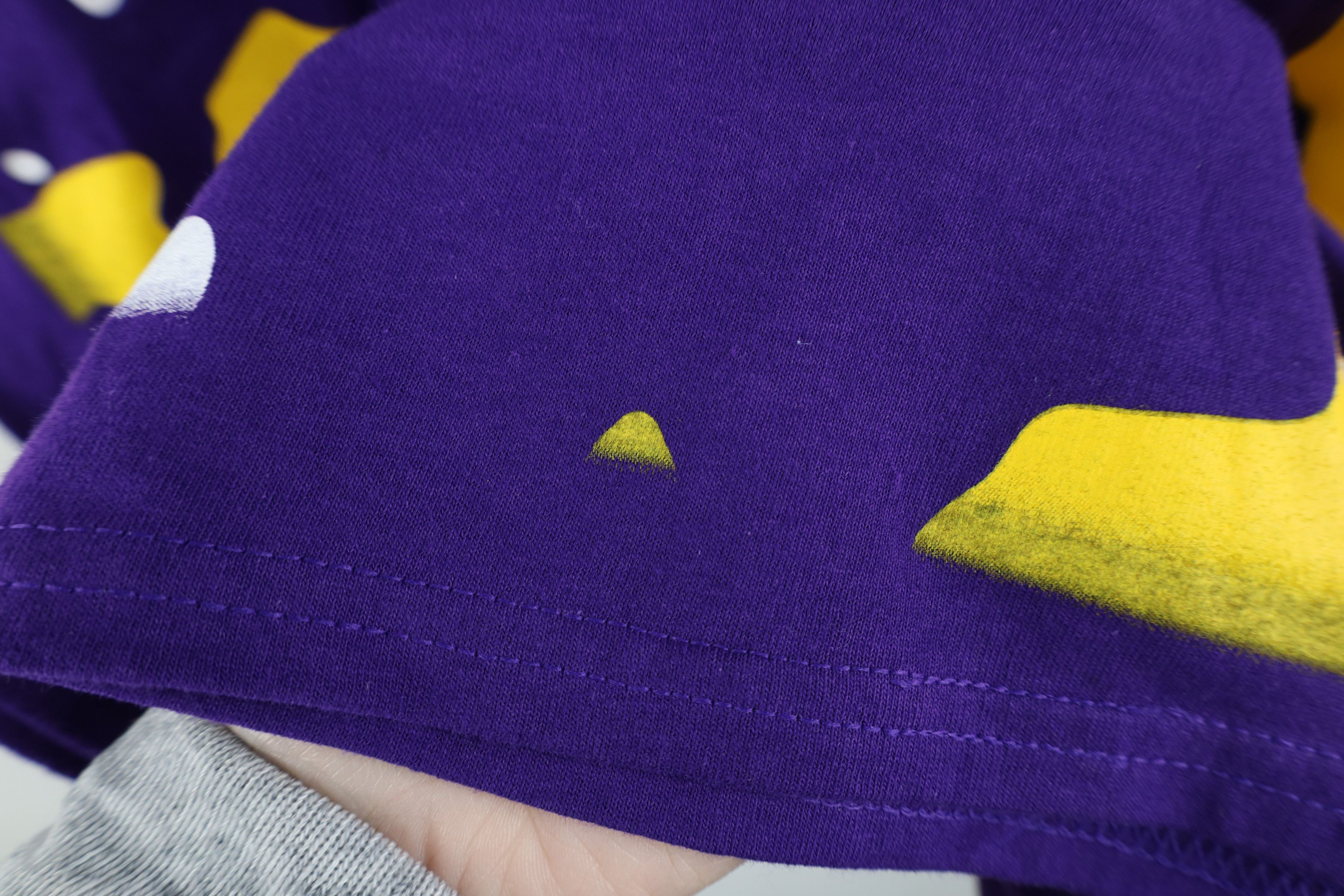 Vintage Vintage 90s Y2K Louisiana State University T-Shirt Purple Size US L / EU 52-54 / 3 - 13 Thumbnail