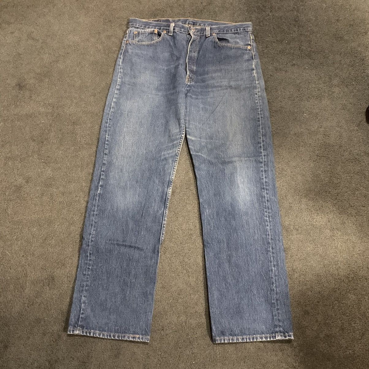 Levi's VINTAGE DATED 1990 LEVI'S 501 JEANS Size US 38 / EU 54 - 1 Thumbnail
