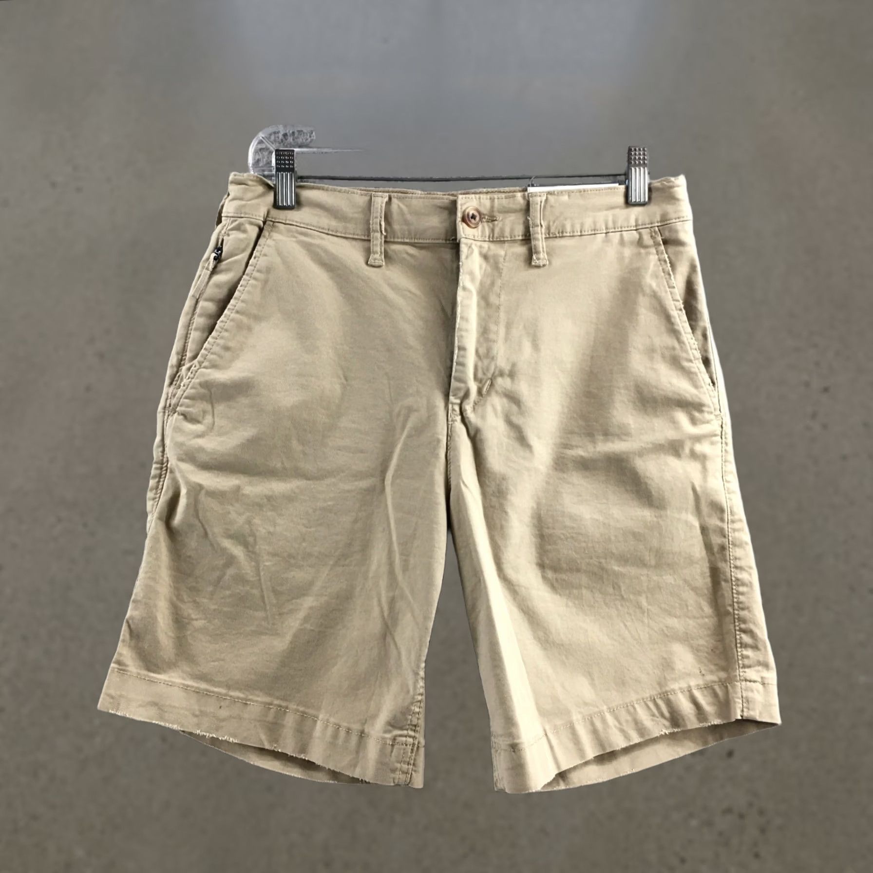 American Eagle Outfitters American Eagle Outfitters Lived In Khaki Short Mens 28 Beige Cotton Blend Mid Rise NEW Size US 28 / EU 44 - 1 Thumbnail