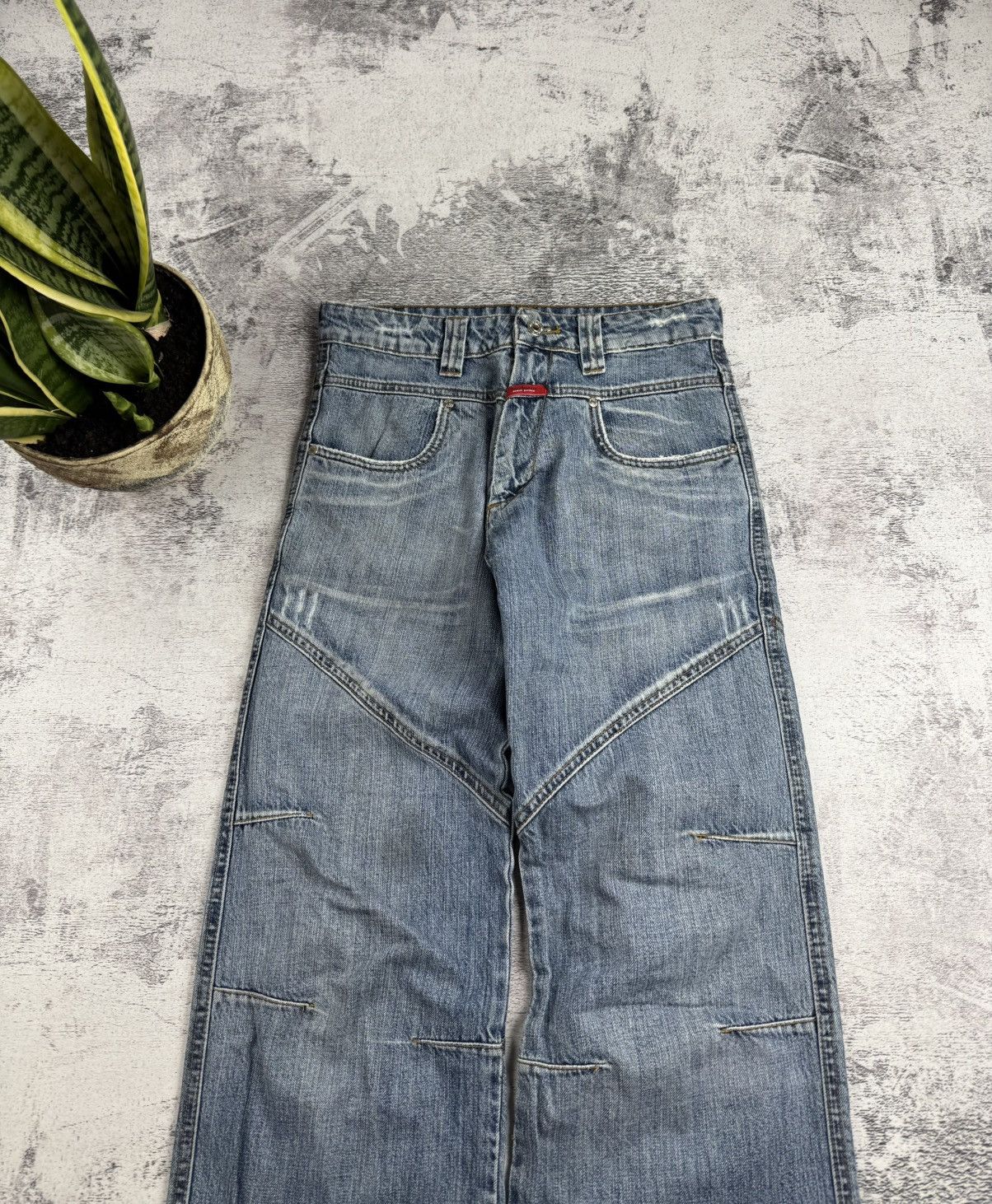 Diesel Diesel Vintage Hip Hop Rap Pocket Washed American USA 90s Jeans Pants Trousers Size US 29 - 11 Thumbnail