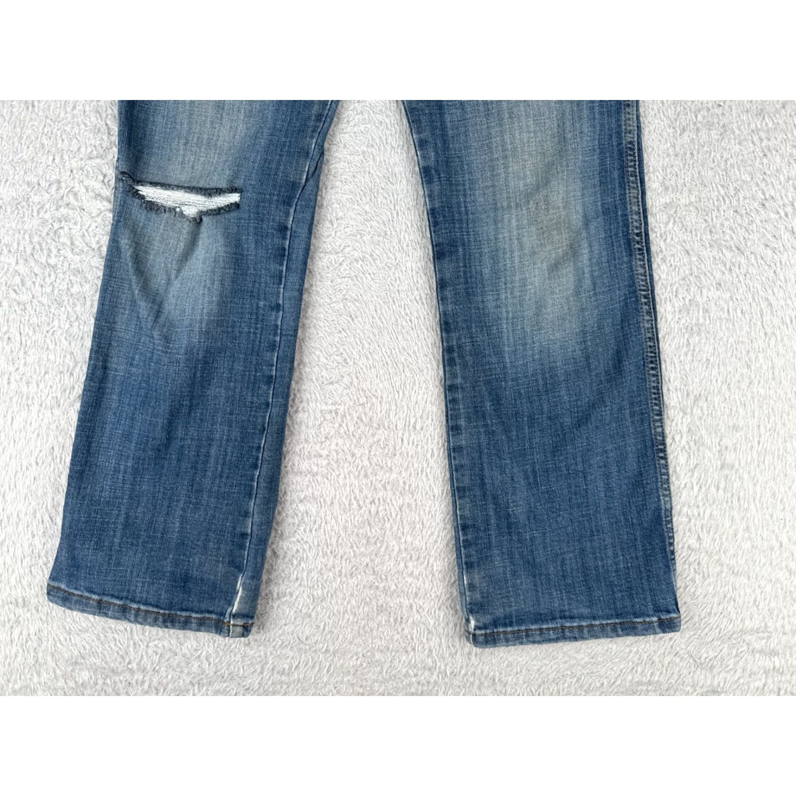 Wrangler Wrangler Jeans Girls 14 Blue Denim Distressed Relaxed Bootcut Mid Rise 26x27 Jeans Size 36" / US 14 / IT 50 - 2 Thumbnail