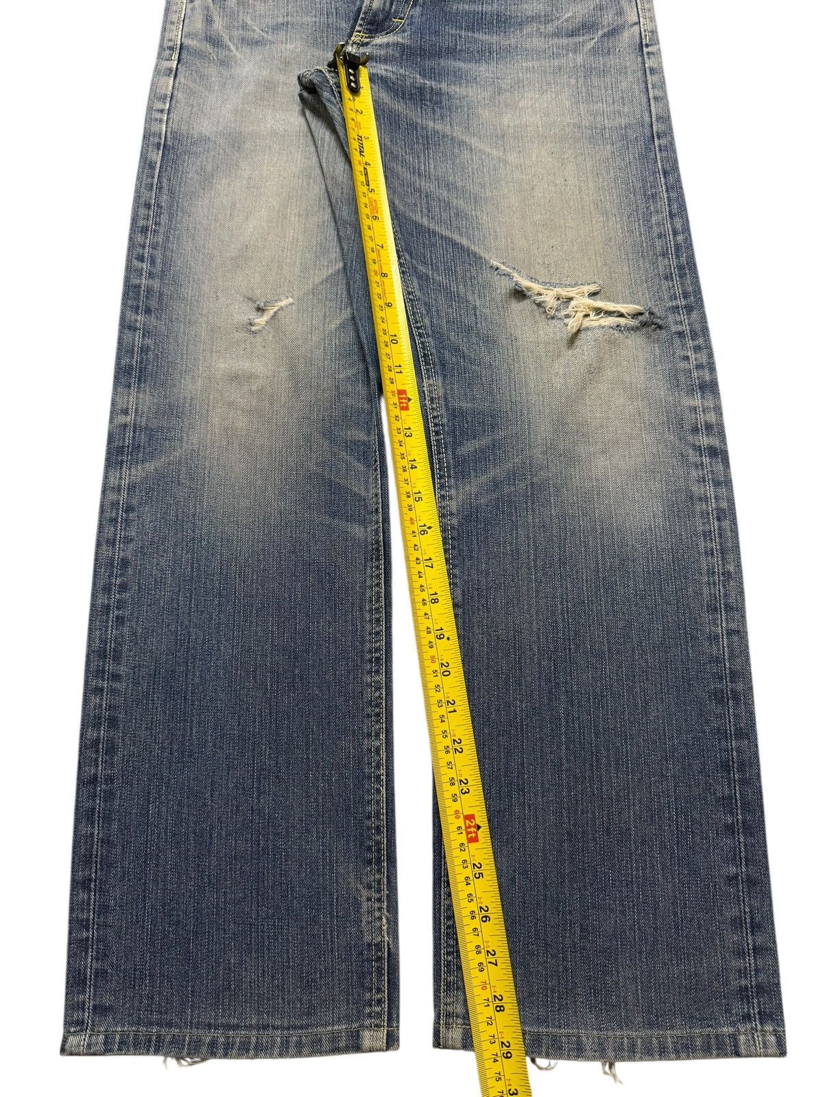 Lee Vintage 90s Lee Riders Gold Label Blue Faded Wash Distress Size US 31 - 13 Thumbnail