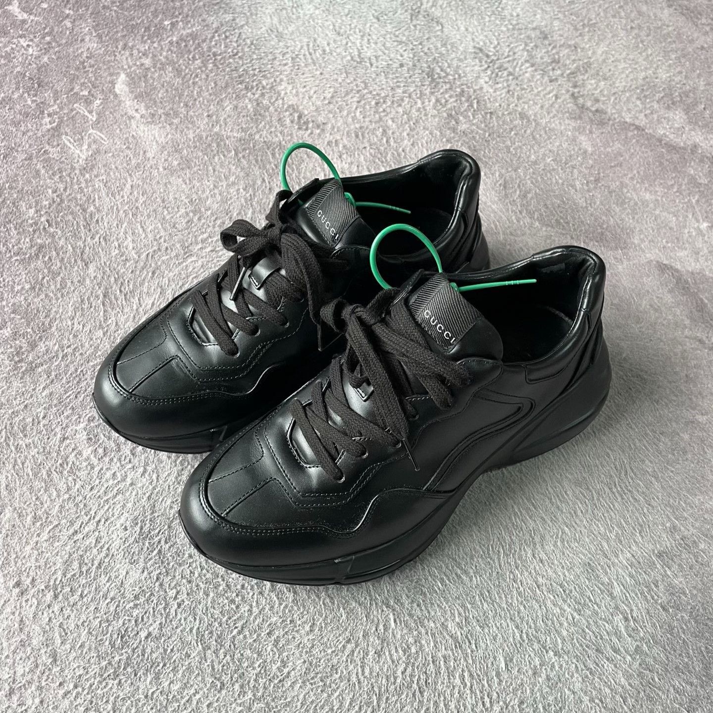 Gucci Gucci Black Lowtop Sneakers 40 Men Size US 7.5 / EU 40-41 - 1 Thumbnail