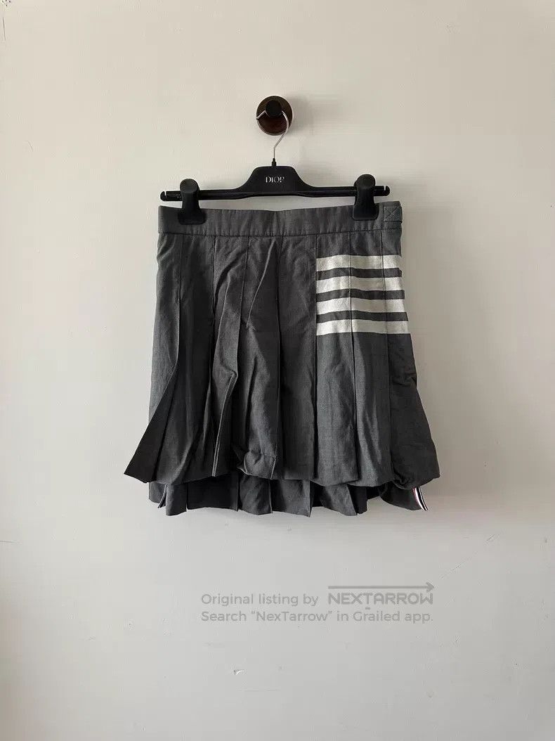 Thom Browne Thom Browne Gray pleated skirt Size 28" / US 6 / IT 42 - 1 Thumbnail