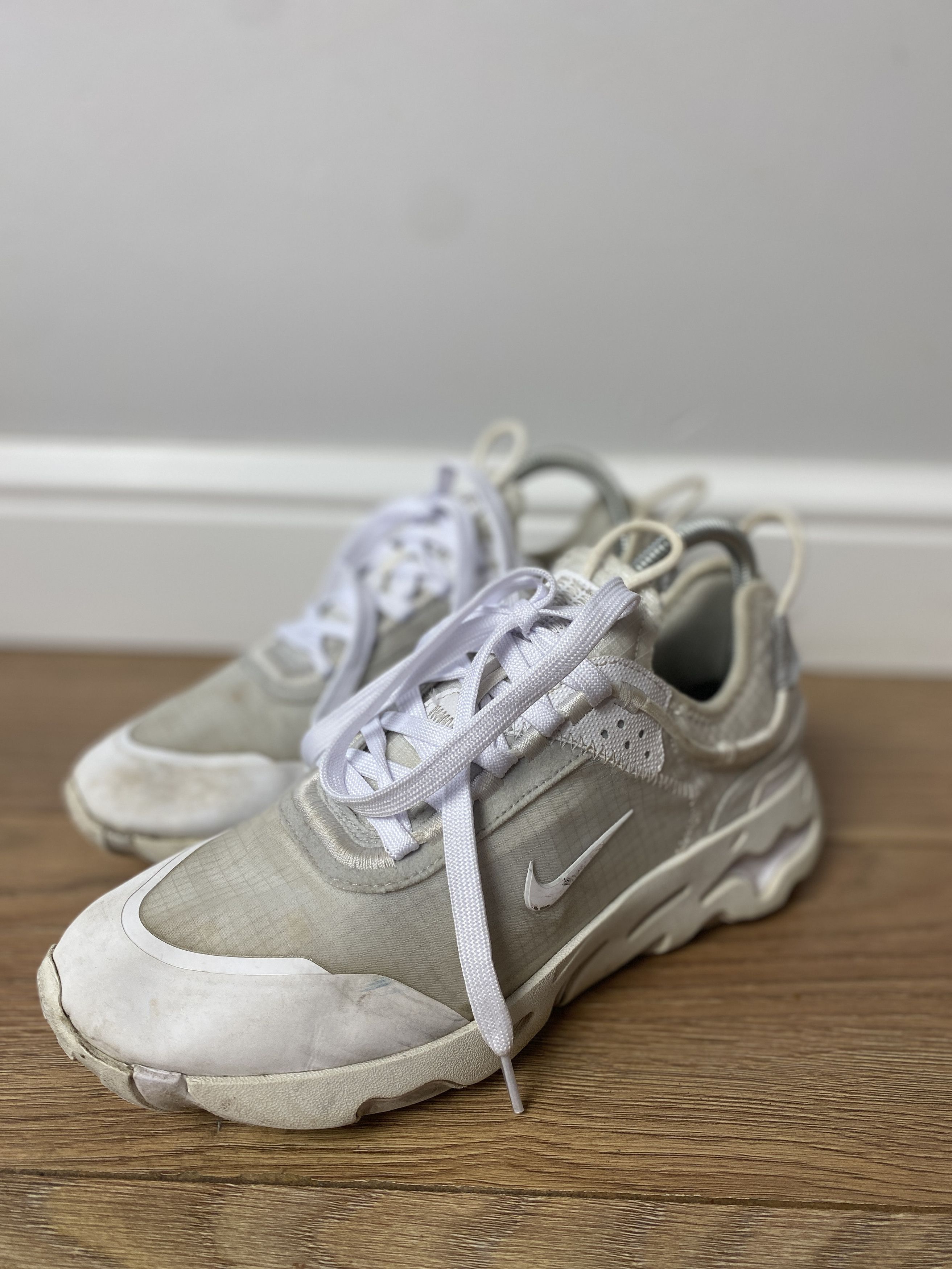 Nike Nike React Live sneakers shoes Size US 8 / EU 41 - 1 Thumbnail