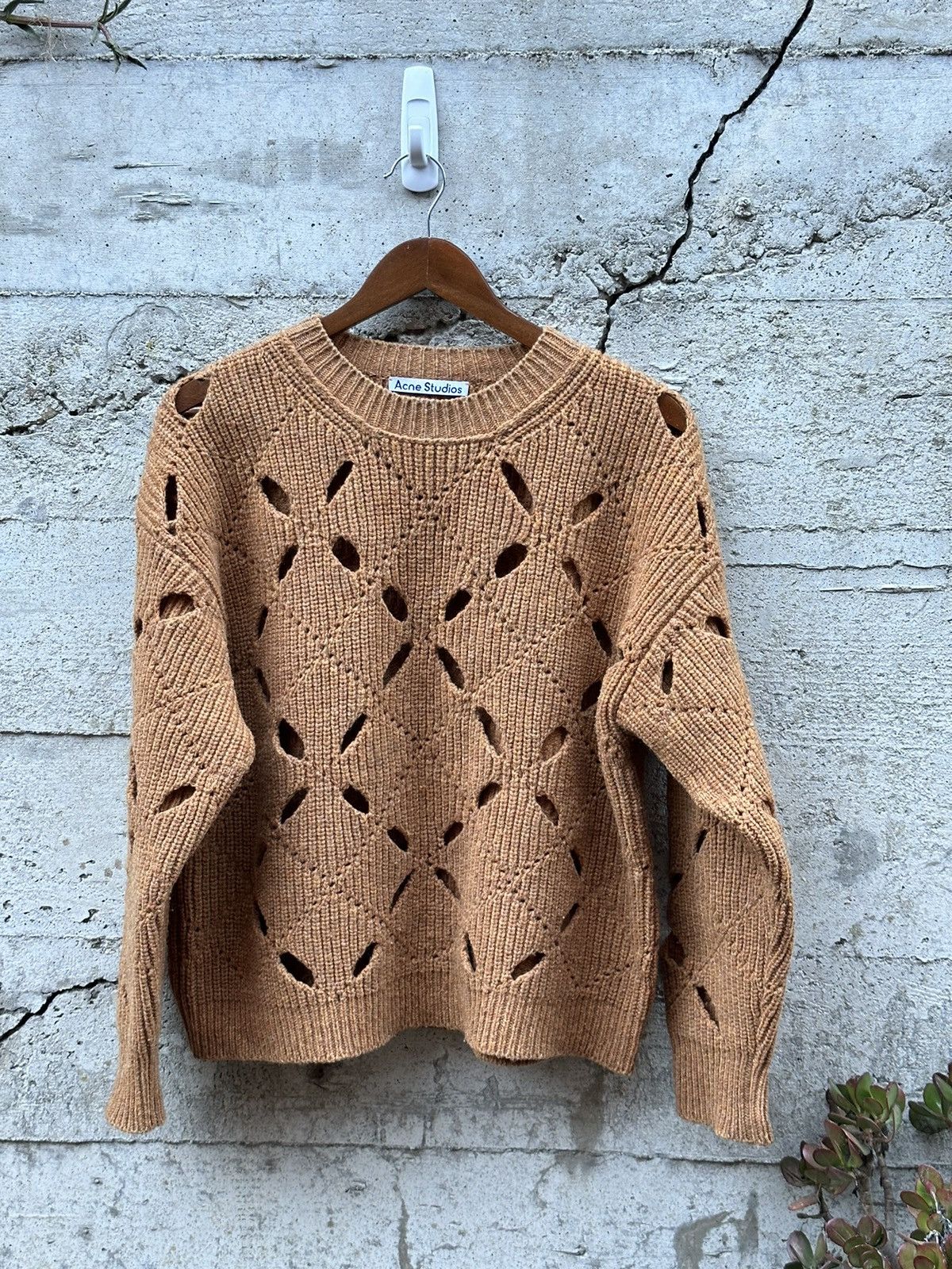 Acne Studios RARE GRAIL Acne Studios geometric cut out sweater Size US L / EU 52-54 / 3 - 2 Thumbnail