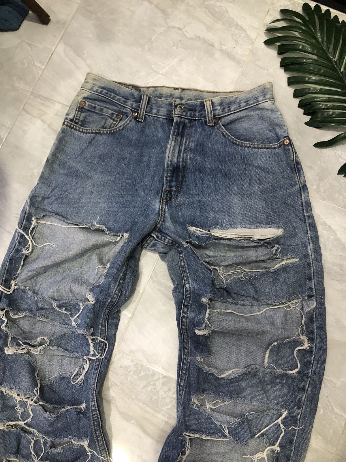 Levi's Vtg. Levi’s 550 Distressed Custom Ripped Jeans - One of One Size US 31 - 2 Thumbnail