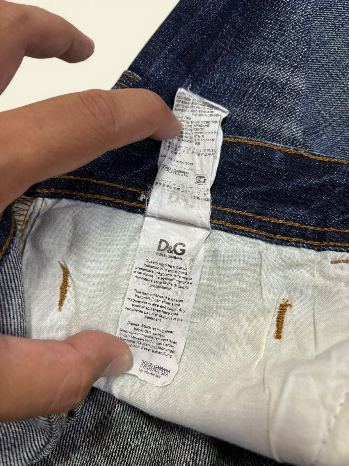 Dolce & Gabbana Italy Dolce & Gabbana Distress Faded Jeans Size US 29 - 13 Thumbnail