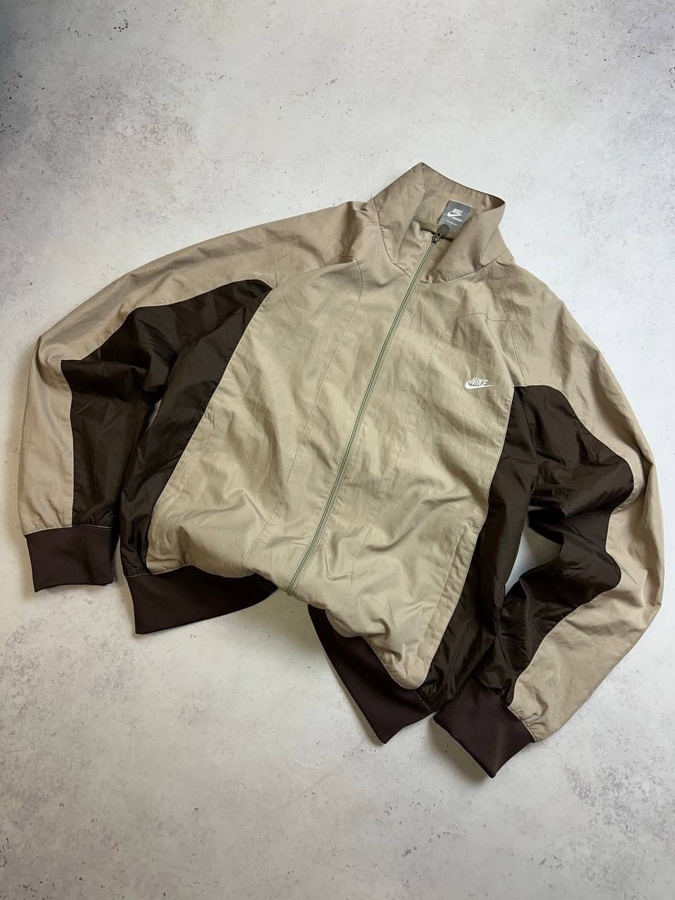 Nike × Vintage Vintage Nike Swoosh Nylon Boxy Olympic Jacket Y2K M Size US M / EU 48-50 / 2 - 3 Thumbnail