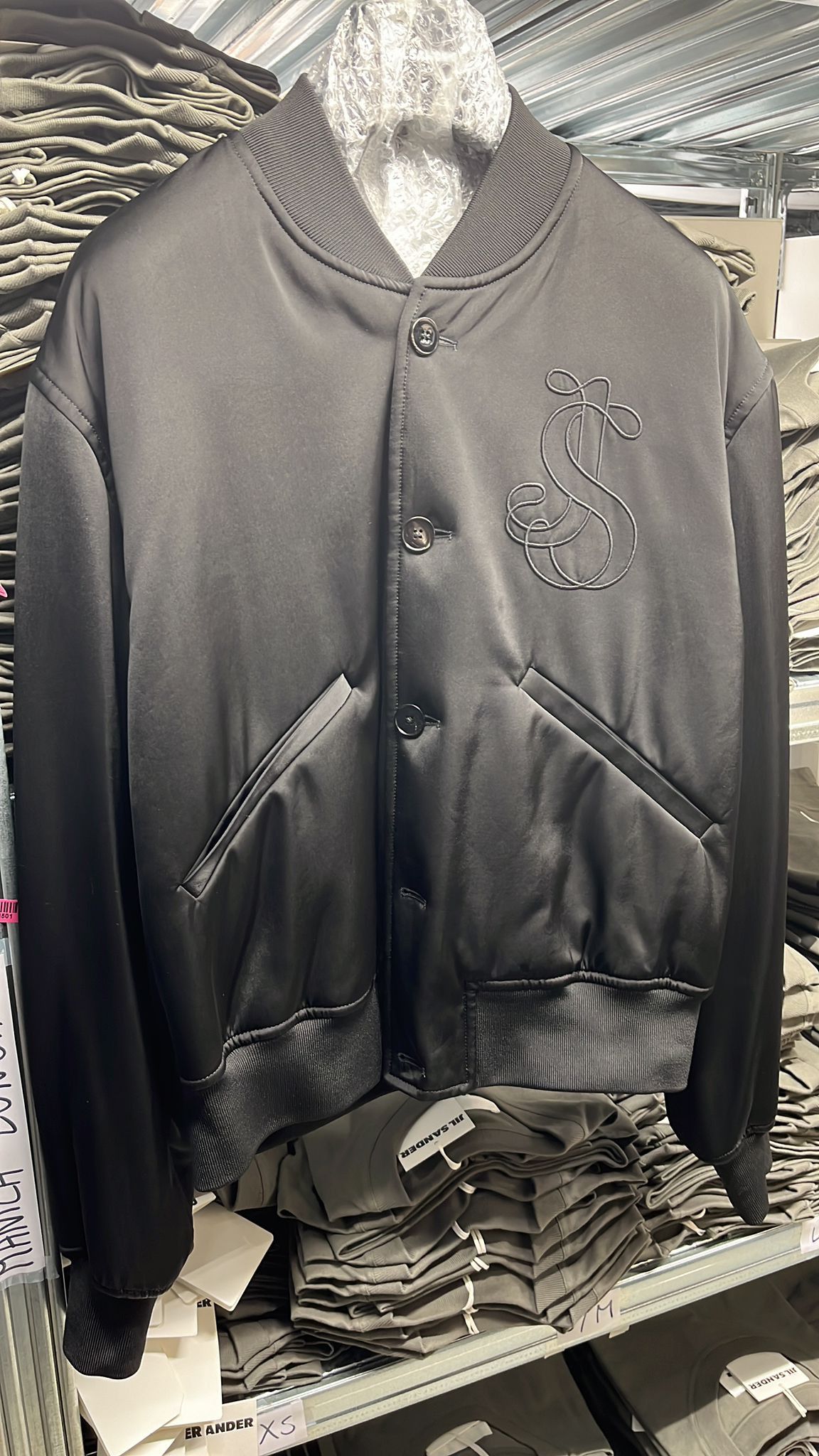 Jacket in Black
