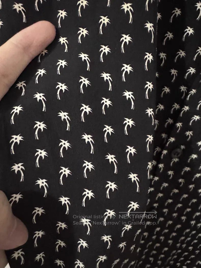 Saint Laurent Paris Saint Laurent Paris Silk black and white palm print shirt Size XS / US 0-2 / IT 36-38 - 4 Thumbnail