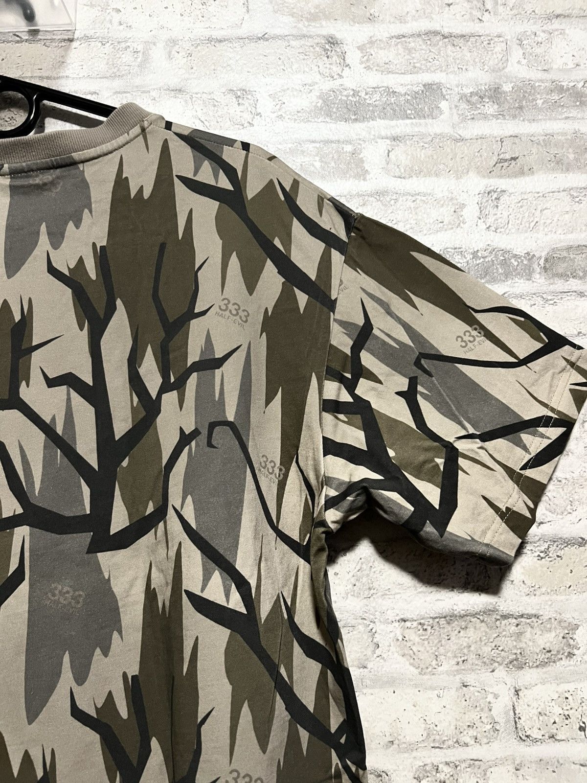 Half Evil HALF EVIL - HUNTER CAMO TEE LARGE Size US L / EU 52-54 / 3 - 11 Thumbnail