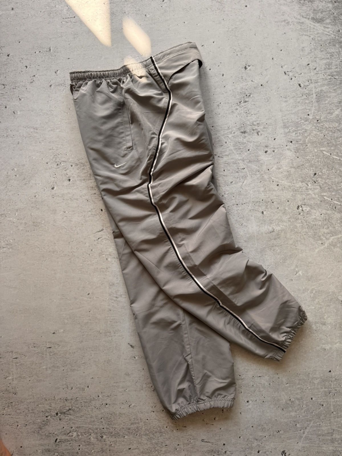 Nike × Vintage NIKE VINTAGE BASIC LOGO OVERSIZE BAGGY PANTS Size US 36 / EU 52 - 1 Thumbnail