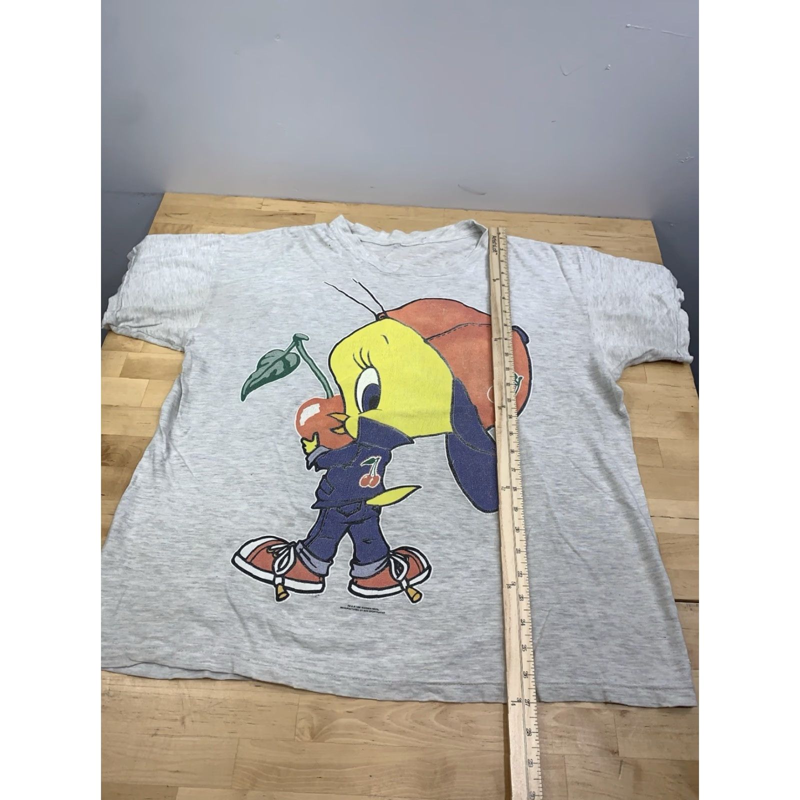 Vintage VINTAGE Tweety Bird Shirt Looney Tunes XL Gray 90s Cartoon Adult Unisex T-Shirt Short Sleeve Other Keywords Size US XL / EU 56 / 4 - 5 Thumbnail