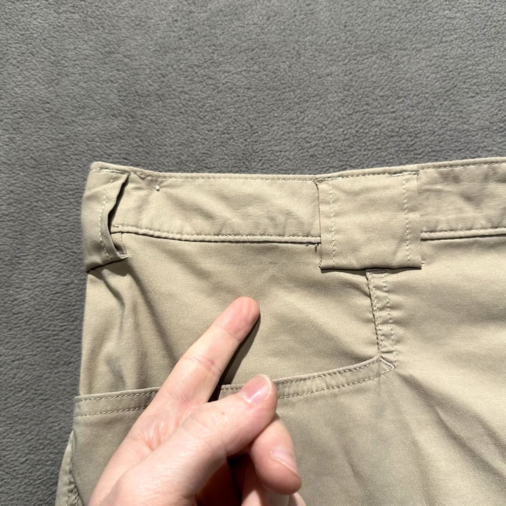 Vintage Duluth Trading Mens 3XL Beige Performance Shorts Dry on the Fly 9" Nylon Size US 36 / EU 52 - 5 Thumbnail