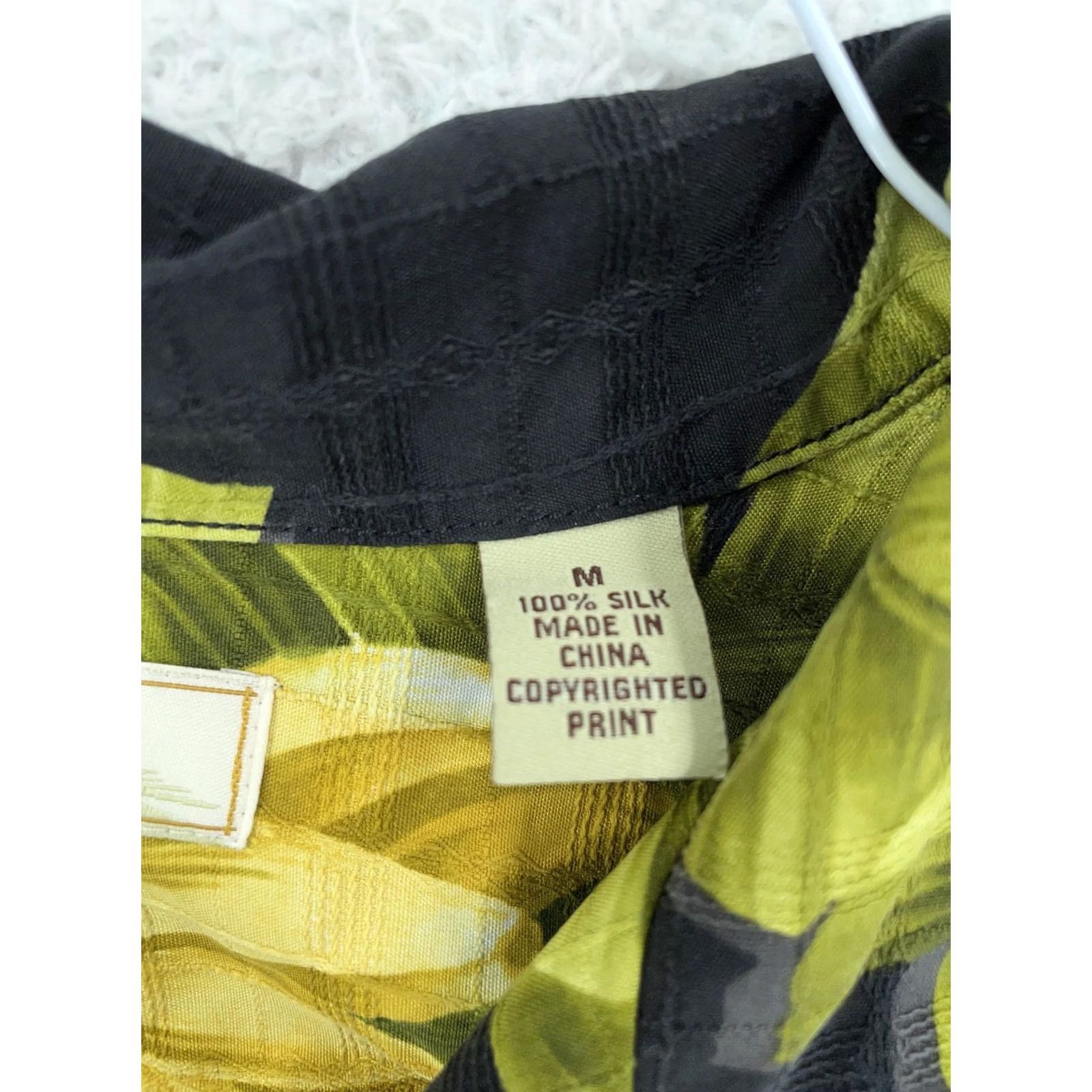 Tommy Bahama Tommy Bahama Button-Up Shirt Mens M Black Green Silk Floral Camp Aloha Casual Short Sleeve Relaxed Fit 100% Silk Shirt Size US M / EU 48-50 / 2 - 8 Thumbnail