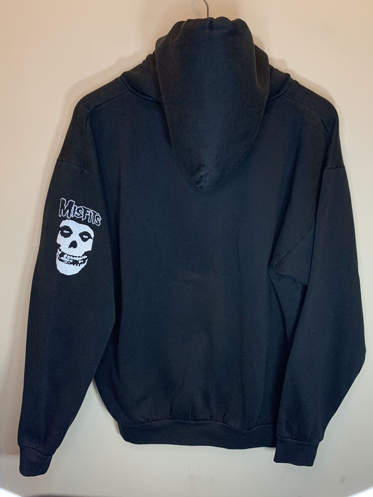 Misfits RARE Vintage 2001 Misfits Skull Cinderblock Punk Band Hoodie Size US XL / EU 56 / 4 - 2 Thumbnail