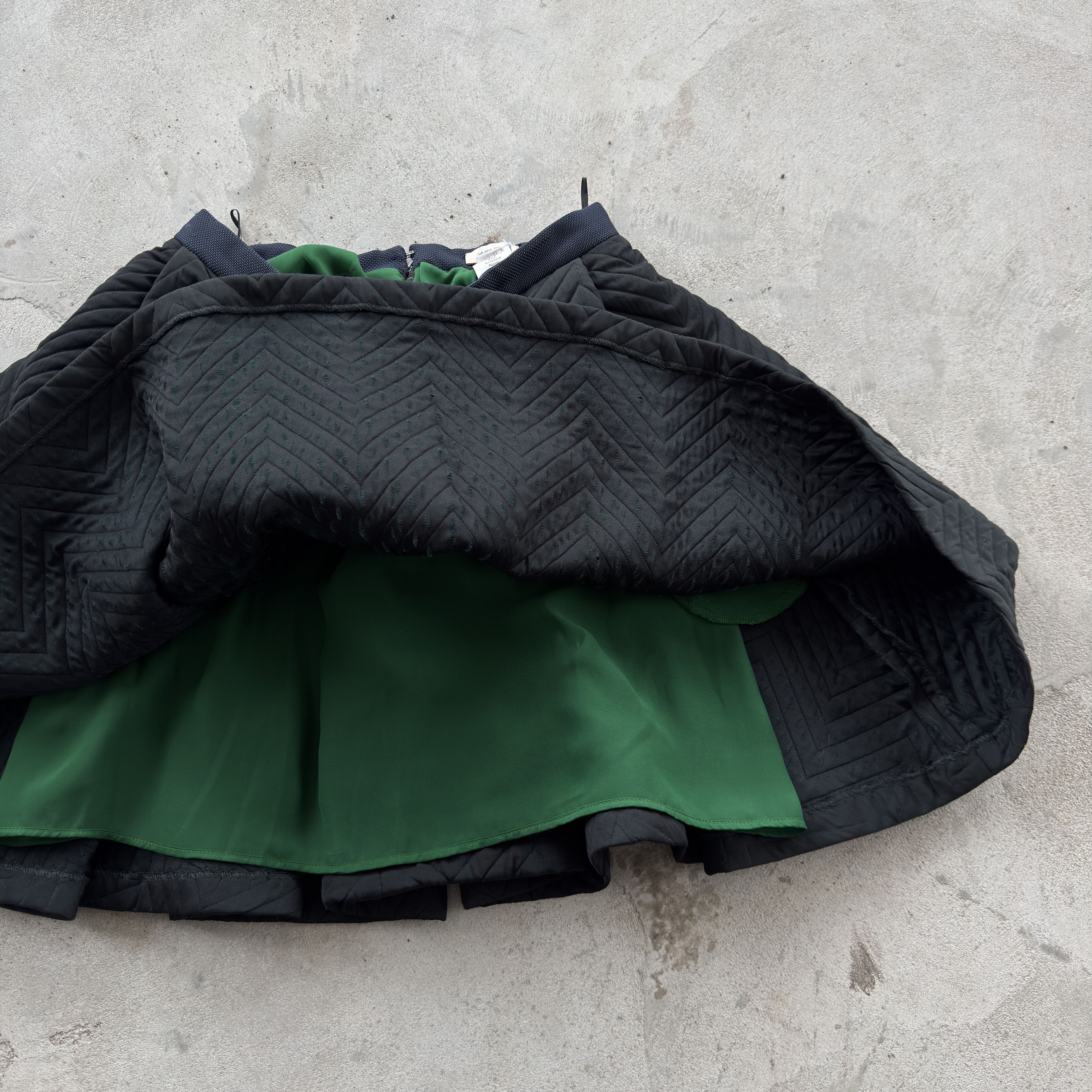 Kenzo Vintage Kenzo Paris Quilted Chevron Green Flared Midi Skirt Size 28" / US 6 / IT 42 - 5 Thumbnail