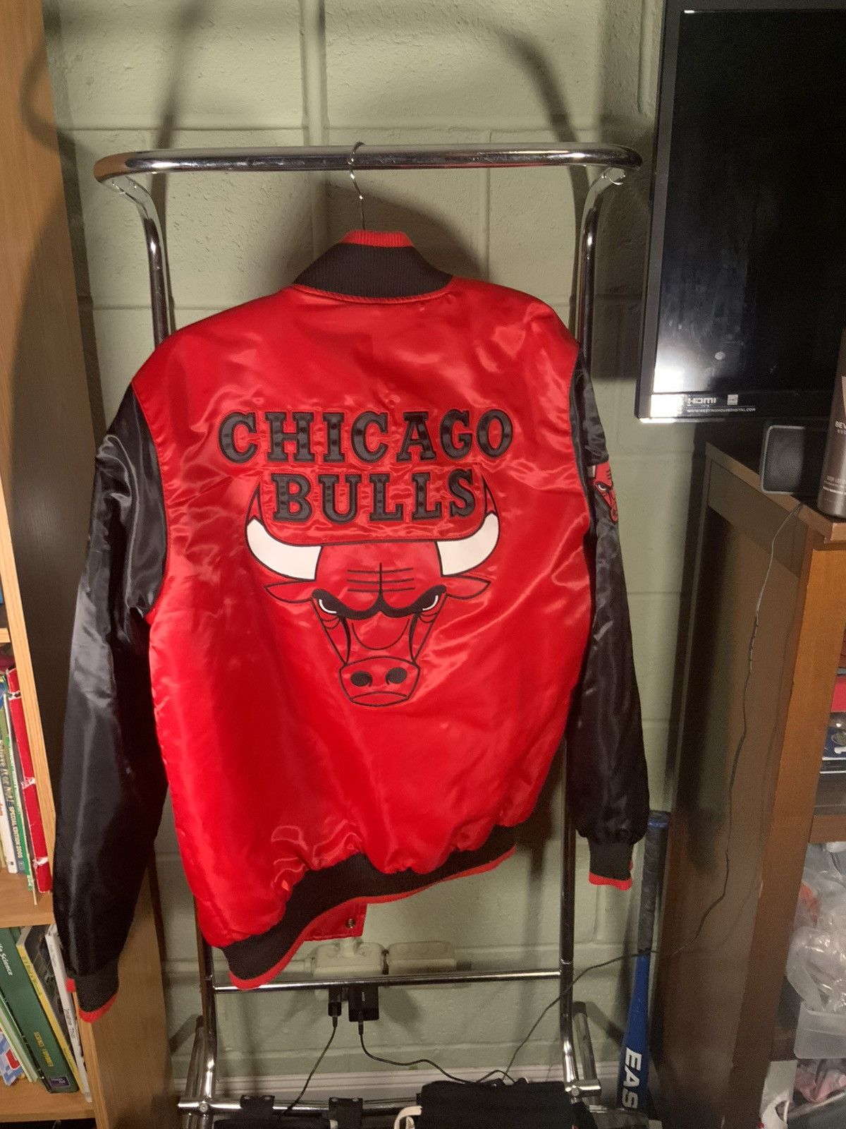Starter Chicago Bulls Varsity jacket Size US M / EU 48-50 / 2 - 3 Thumbnail
