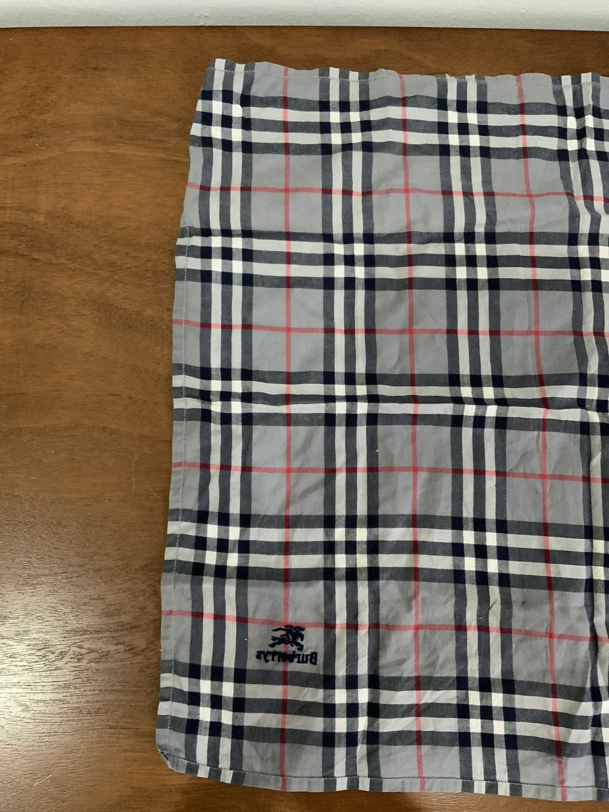 Burberry Burberrys Handkerchief Bandana Size ONE SIZE - 10 Thumbnail