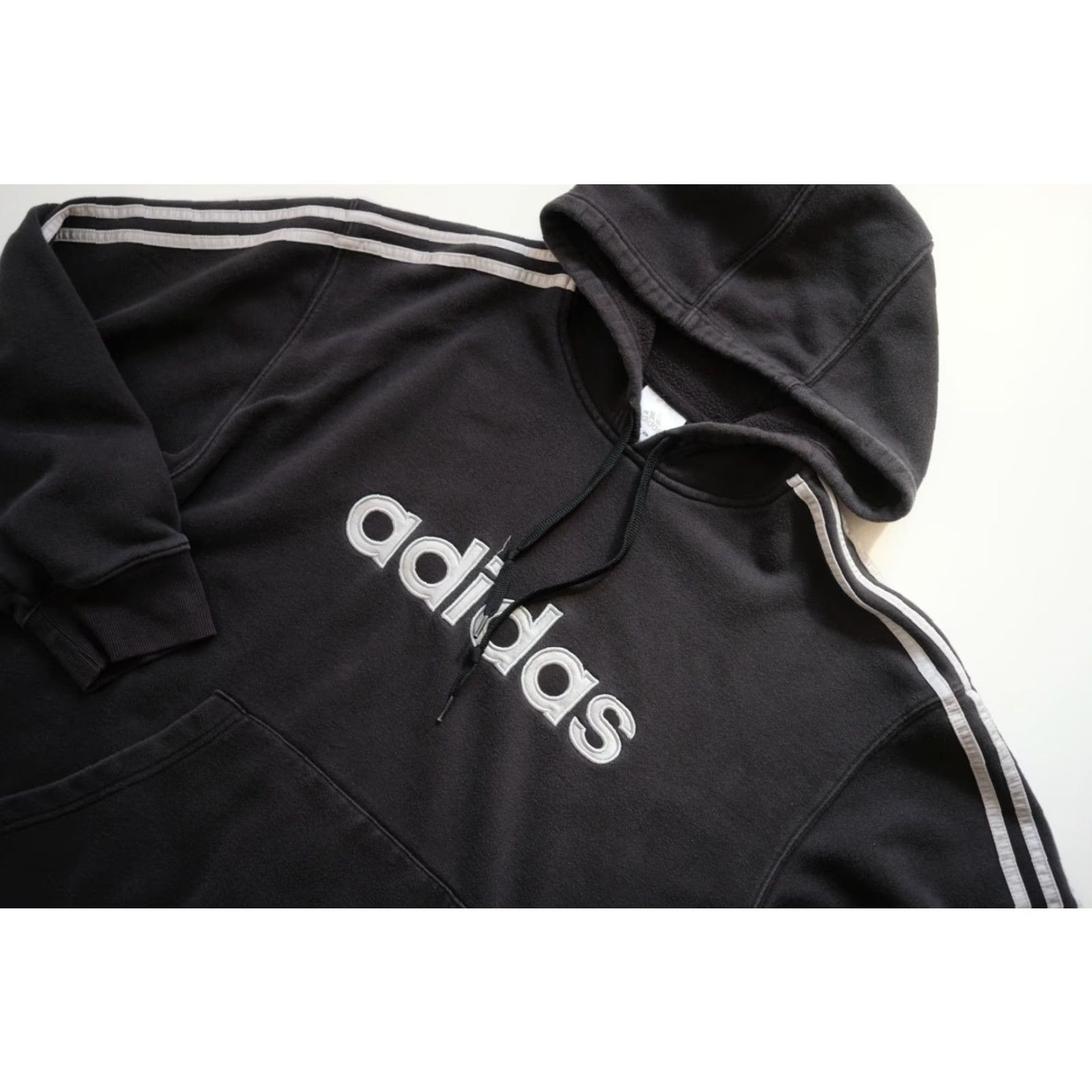 Adidas VINTAGE adidas VTG Y2K RETRO SPELL OUT ACTIVE BLACK SPELL OUT HOODIE SWEATSHIRT 2007 LG L Men Hoodie Size US L / EU 52-54 / 3 - 5 Thumbnail