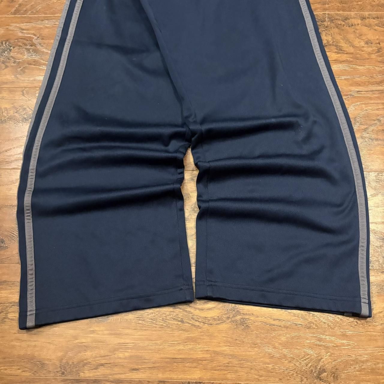 Adidas Crazy Vintage Y2K/2000s Baggy Adidas Navy Blue Striped Sweatpants! Size US 30 / EU 46 - 3 Thumbnail