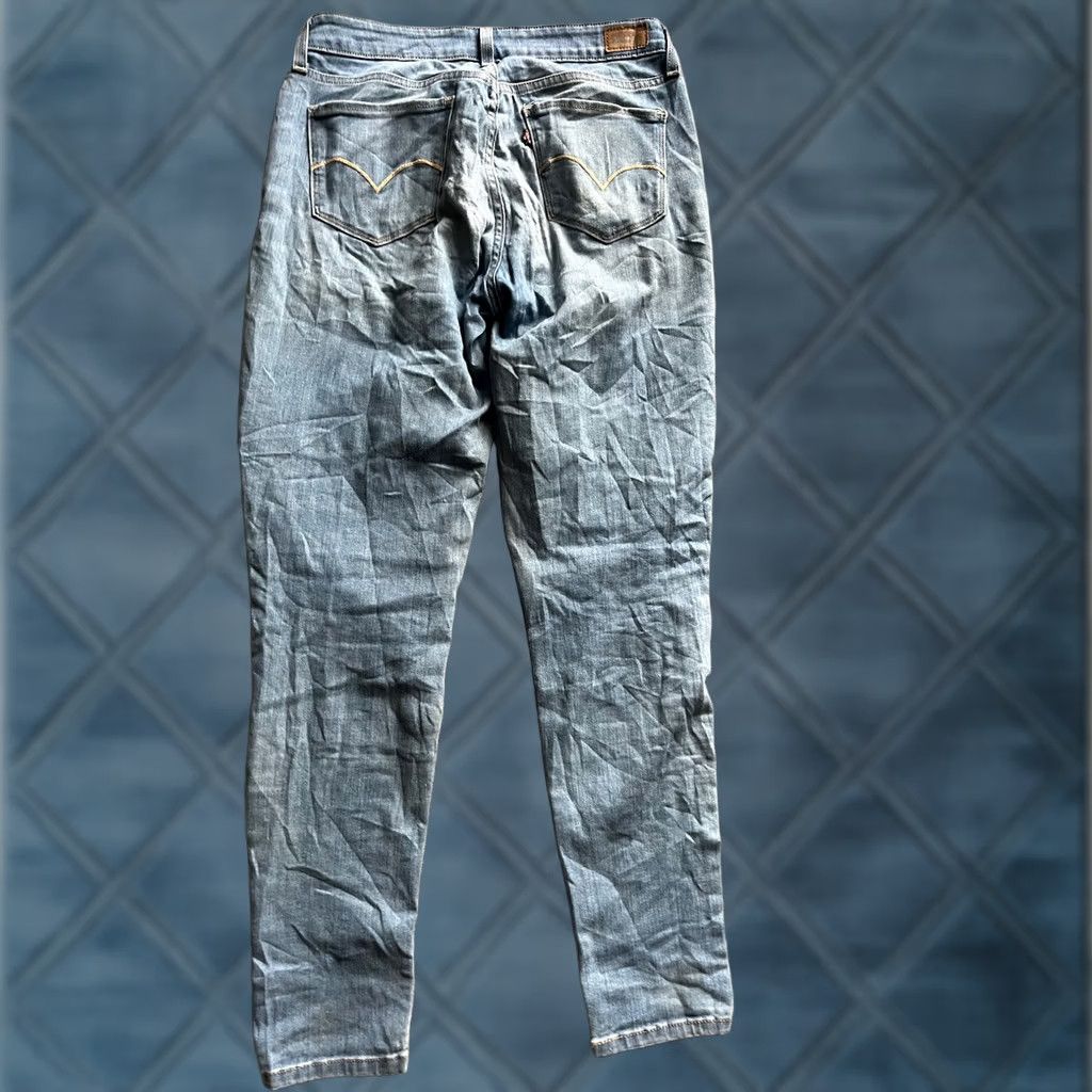 Levi's Levi's Jeans Womens 30 Blue Medium Wash Skinny (30x30) Size 30" / US 8 / IT 44 - 1 Thumbnail