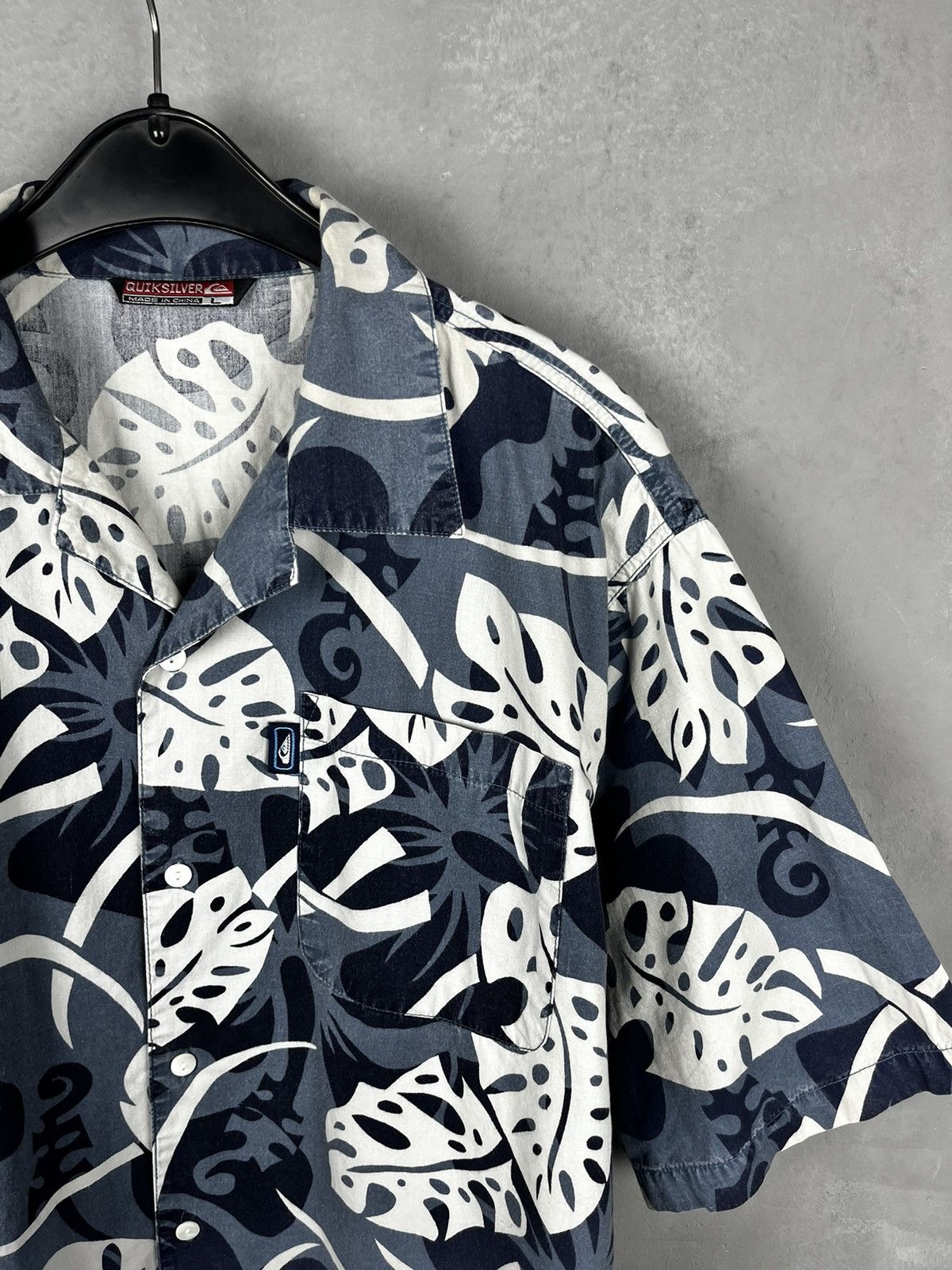 Quiksilver × Vintage Vintage 90s QuikSilver Boarding Co. Hawaiian Flowers Shirt Size US L / EU 52-54 / 3 - 4 Thumbnail