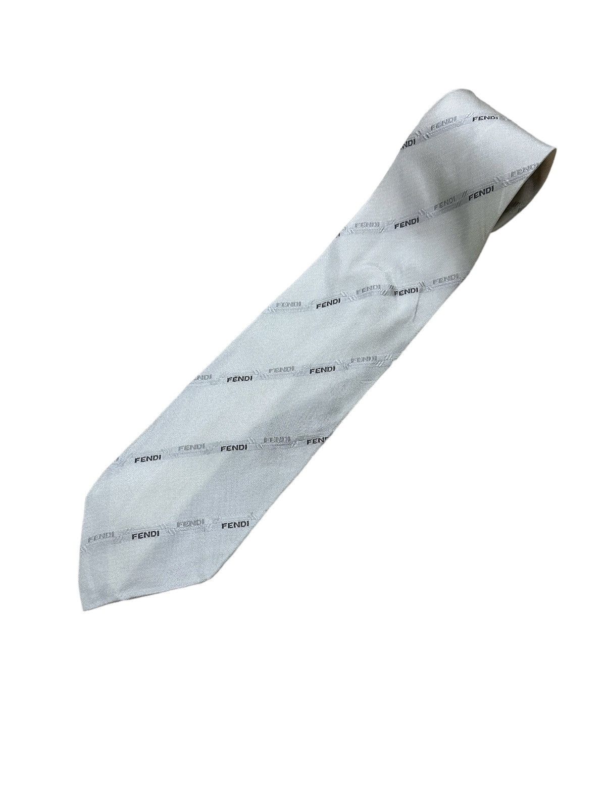 image of Beautiful Fendi Luxury Silk Tie in White/Cream, Men's