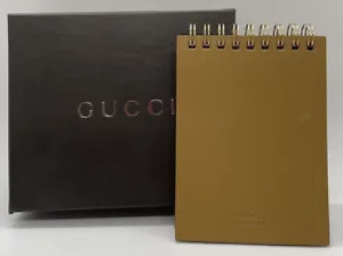 Gucci GUCCI Italy Note Pad, Light Purple Pages, NEW! Size ONE SIZE - 2 Thumbnail