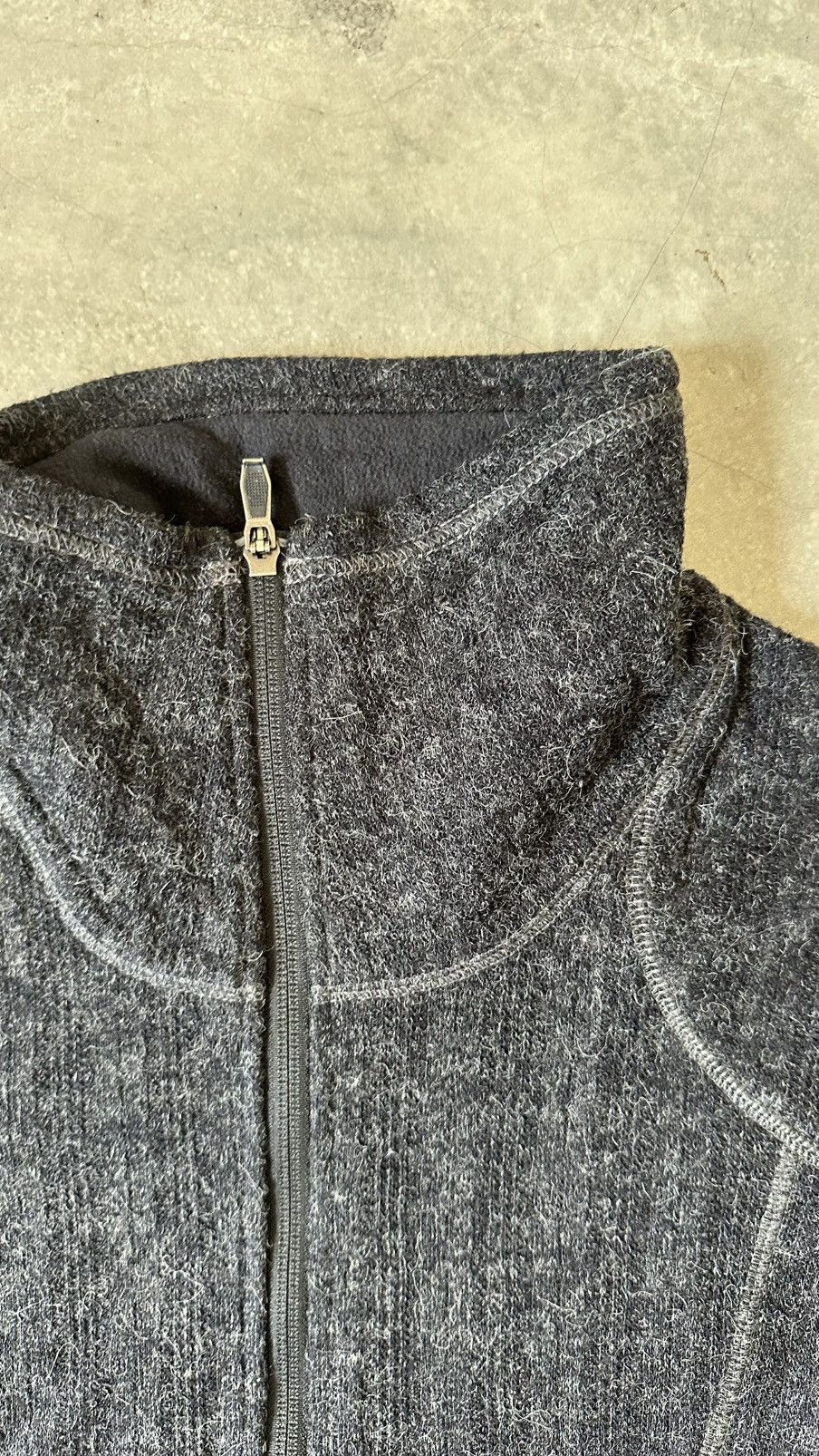 Columbia VINTAGE COLUMBIA LIGHT ZIPPER SWEATER Size US S / EU 44-46 / 1 - 4 Thumbnail