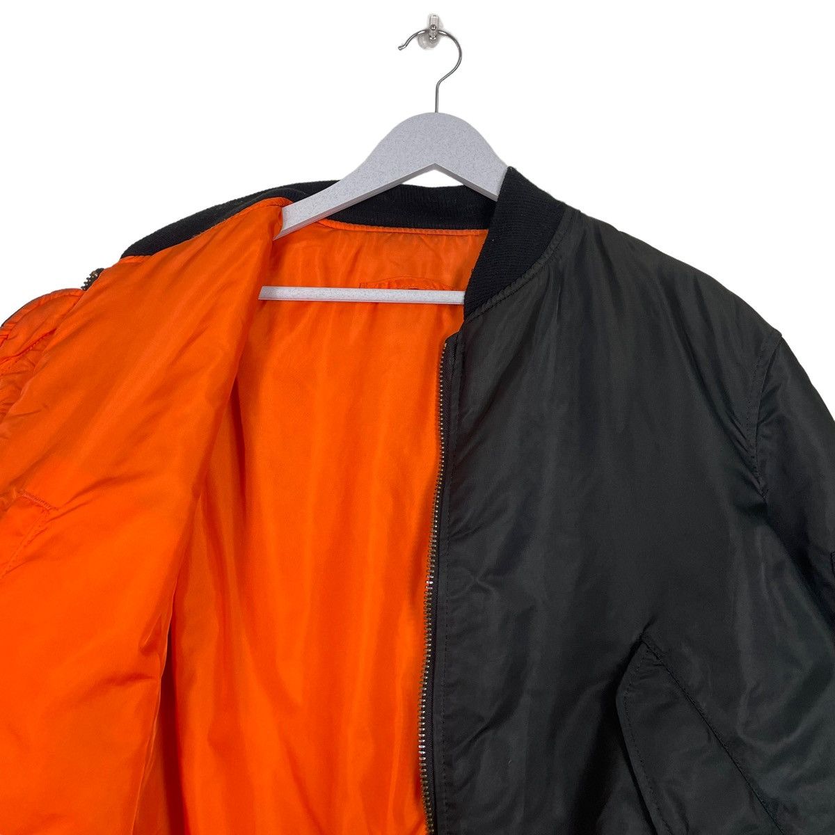 Alpha Industries 💥ALPHA INDUSTRIES MA1 RIOT BOMBER JACKET Size US L / EU 52-54 / 3 - 9 Thumbnail