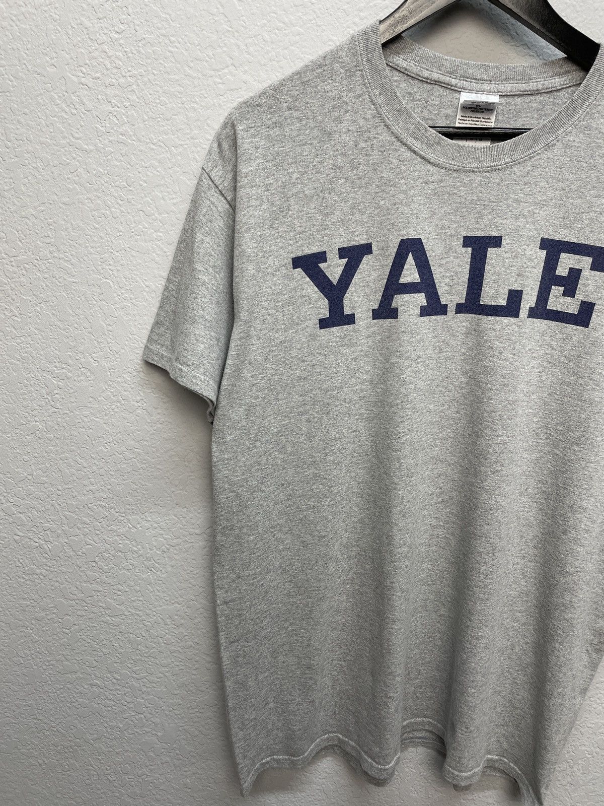 Nike Vintage y2k YALE University 00,s Tee College T-shirt Size US L / EU 52-54 / 3 - 2 Thumbnail
