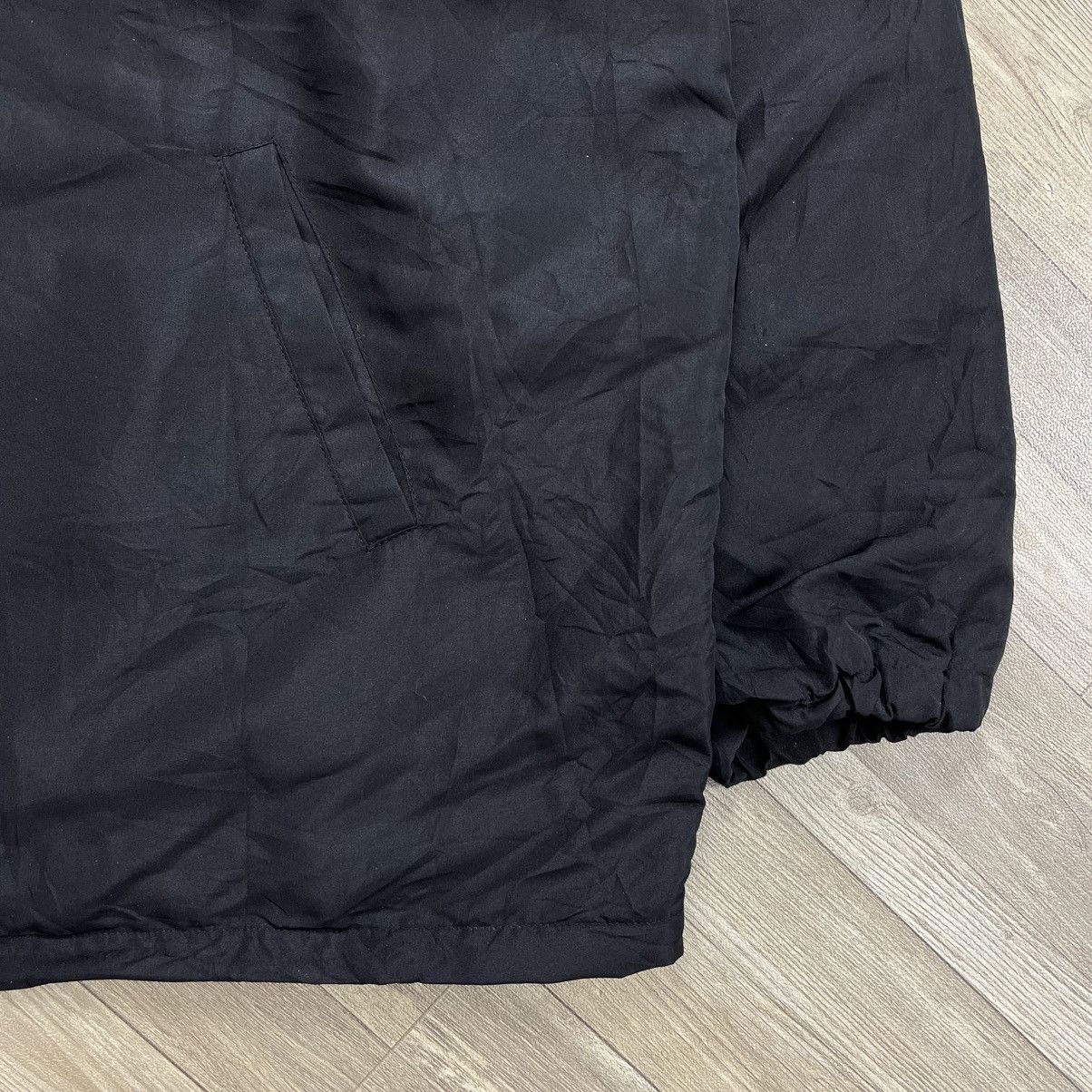 Japanese Brand Brandalised Bansky Flowers Thrower Light Jacket Size US XL / EU 56 / 4 - 7 Thumbnail