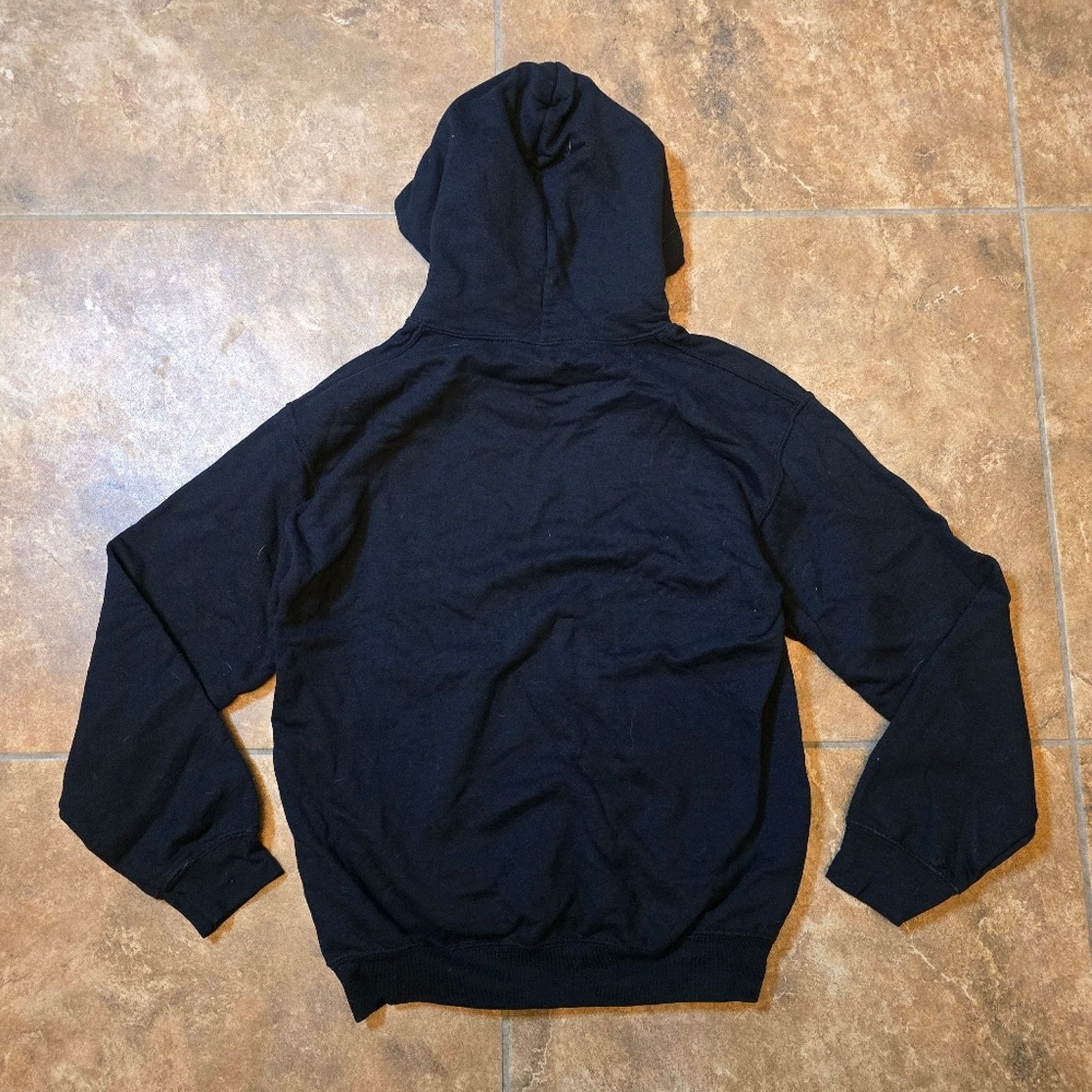 Gildan Black Red | GILDAN | CryBaby Hoodie Size US S / EU 44-46 / 1 - 2 Thumbnail