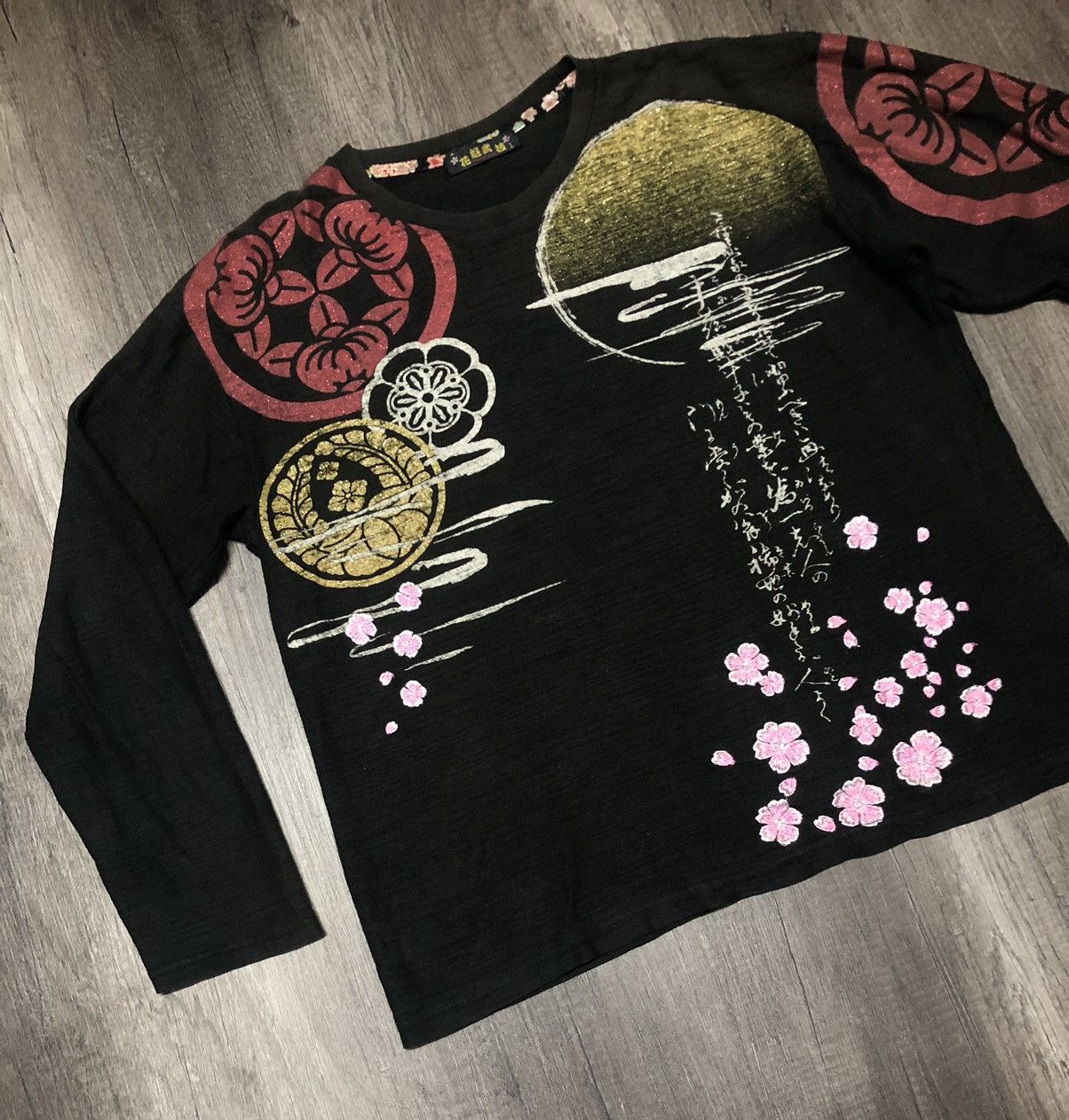 Japanese Brand Japanese Brand Sukajan Style Long Sleeve Tee Shirt Size US L / EU 52-54 / 3 - 1 Thumbnail