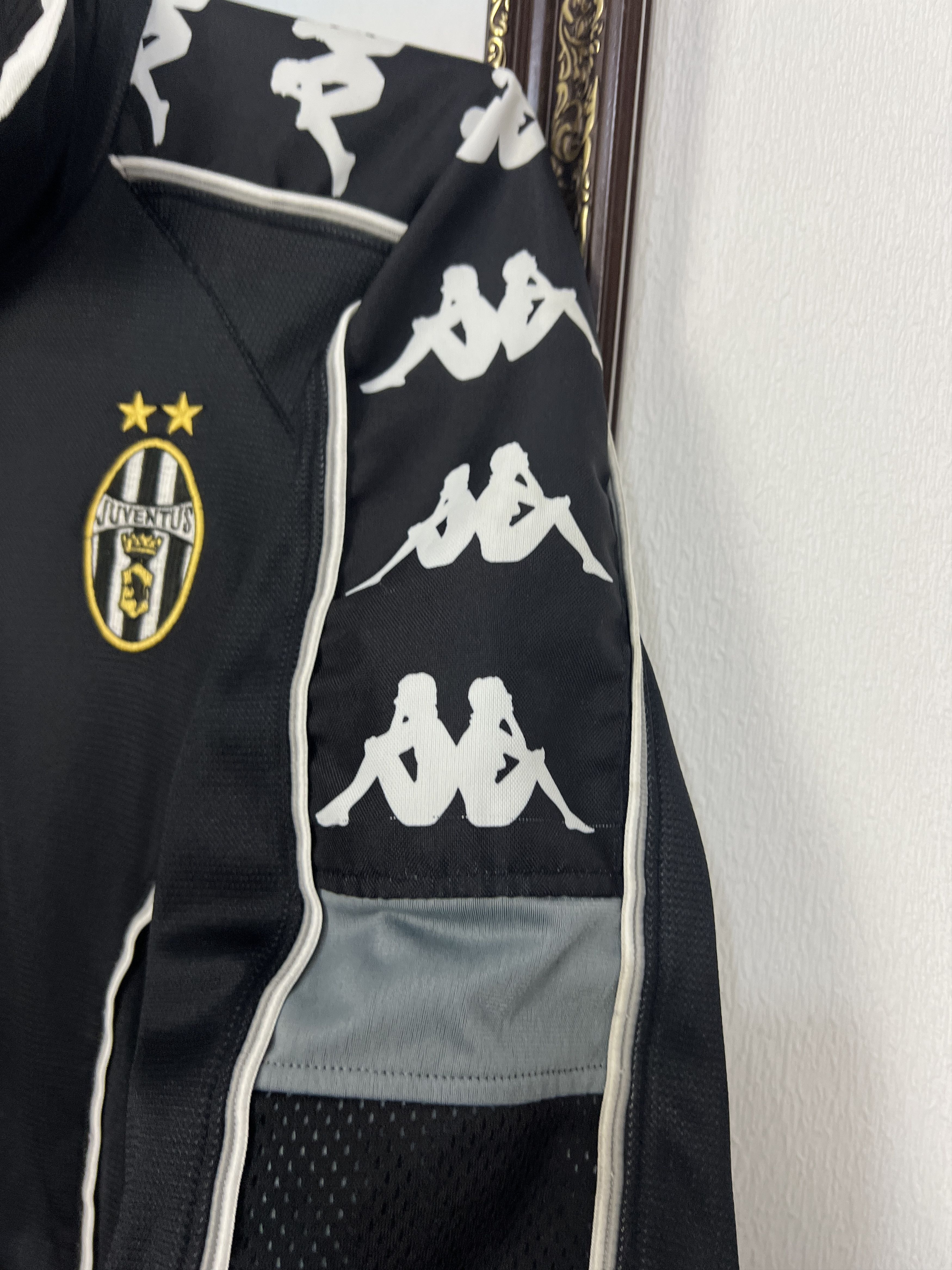 Kappa Vintage Juventus Football Jacket Soccer Track Top Maglia Size US S / EU 44-46 / 1 - 4 Thumbnail