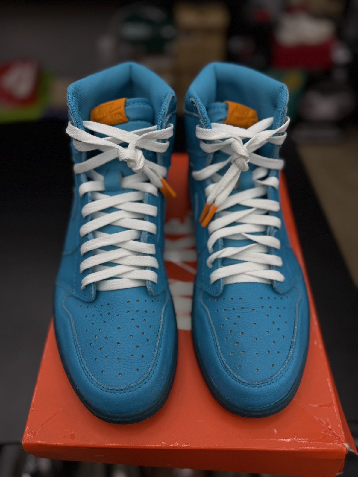 Jordan Brand Jordan 1 Gatorade Blue Lagoon Size 10.5 Pre Owned 🧼 Size US 10.5 / EU 43-44 - 8 Thumbnail