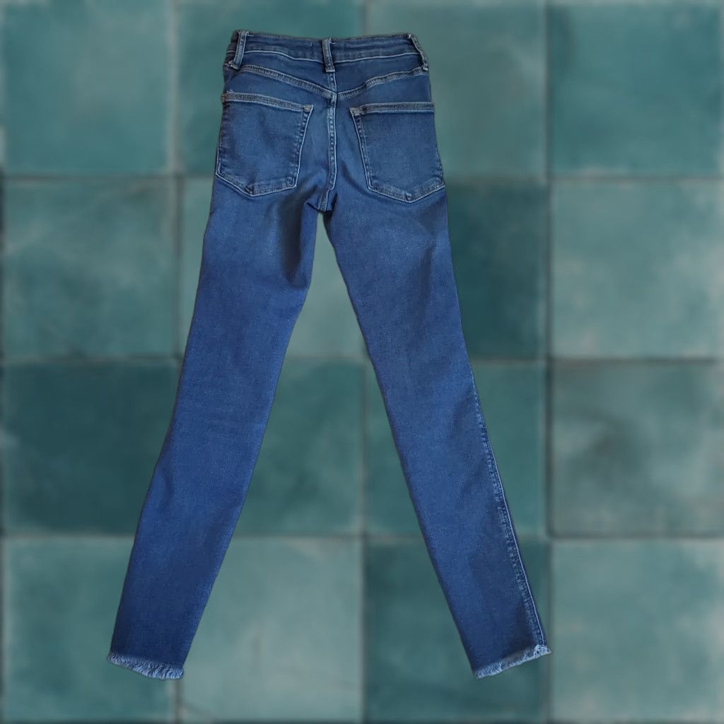Vintage We The Free We The Free Jeans Women 25 Blue Skinny Mid Rise Raw Hem 24X27 Size 25 Denim Size 42" / US 20 - 1 Thumbnail