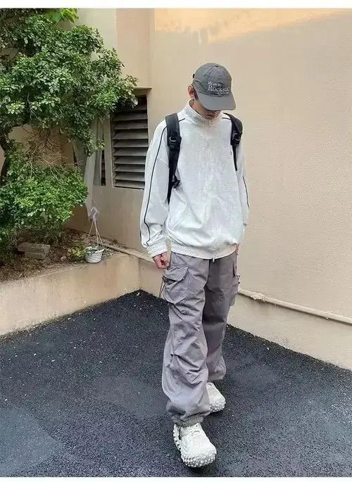 Other Straight Tube Multi Pocket Adjustable Drawcord Joggers Size US 32 / EU 48 - 2 Thumbnail