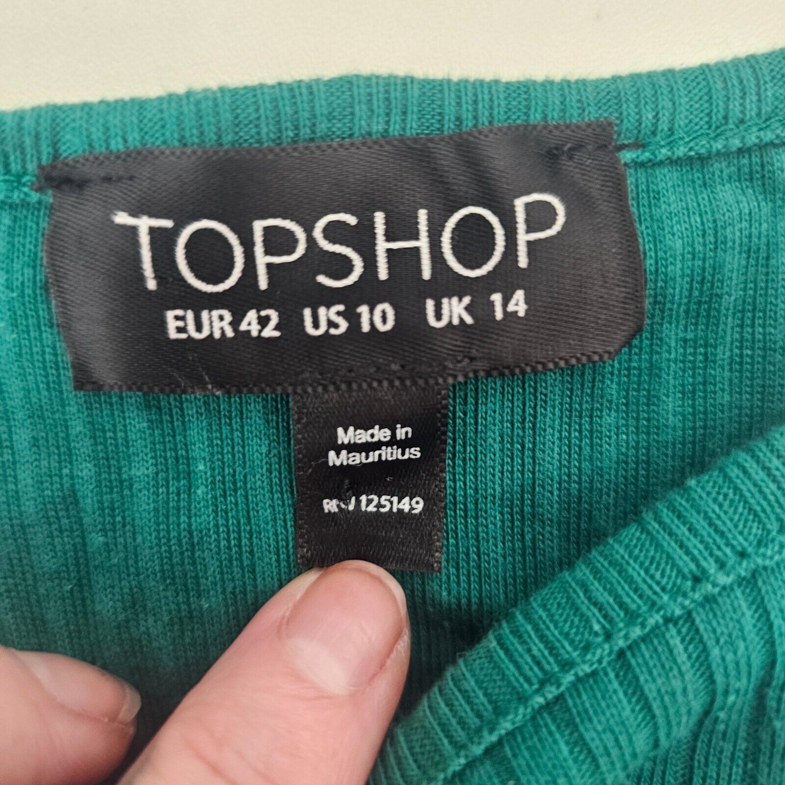 Topshop Topshop Green RibKnit White Black Stripe Trim Halter Crop 10 Size L / US 10 / IT 46 - 5 Thumbnail