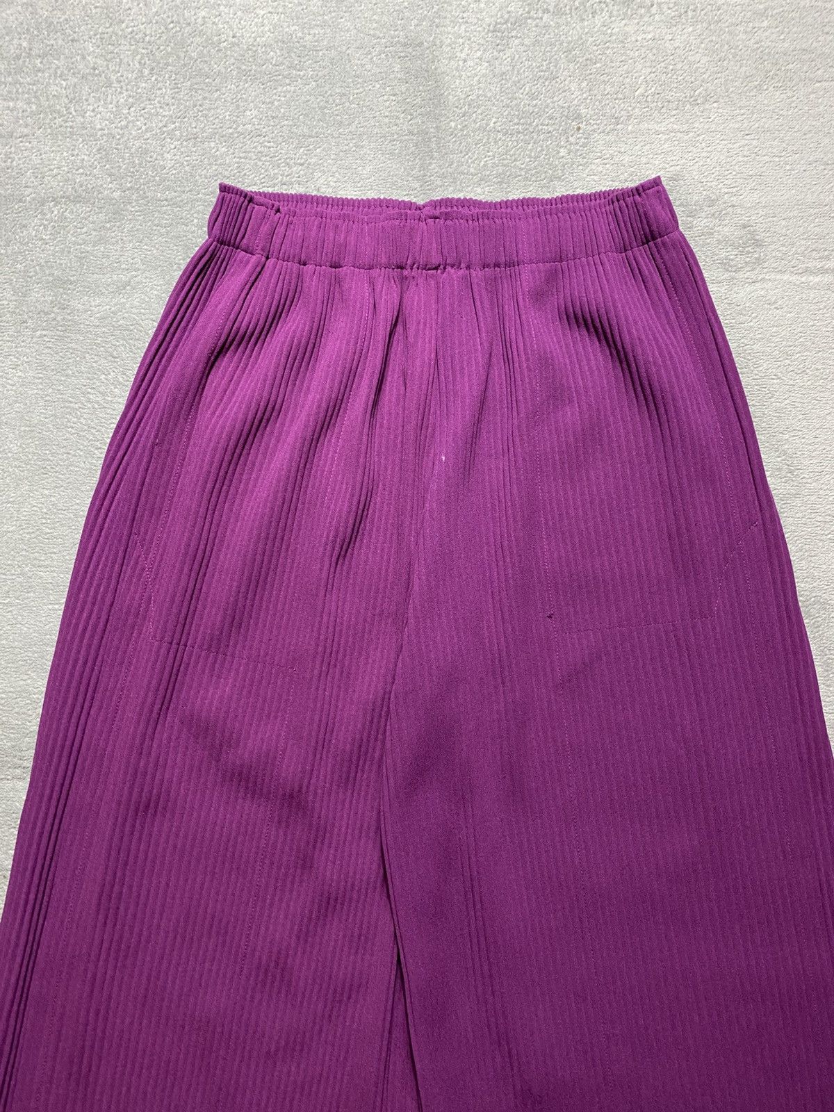 Pleats Please Issey Miyake ISSEY MIYAKE ME PLEATED WIDE PANTS Size 32" / US 10 / IT 46 - 4 Thumbnail