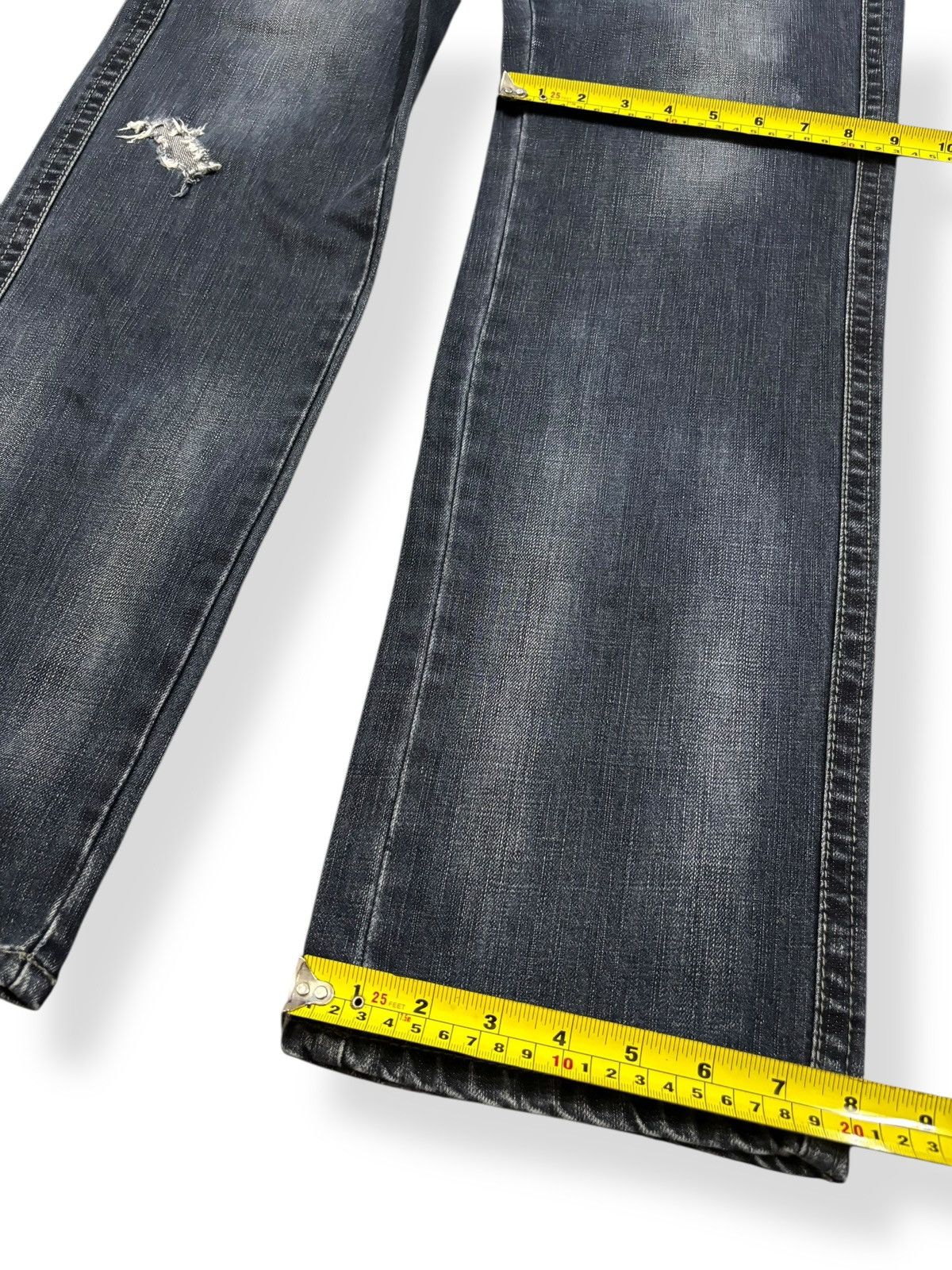 Japanese Brand Vintage Japanese Brand Dark Blue Wash Loose Distressed Jeans Size US 34 / EU 50 - 11 Thumbnail